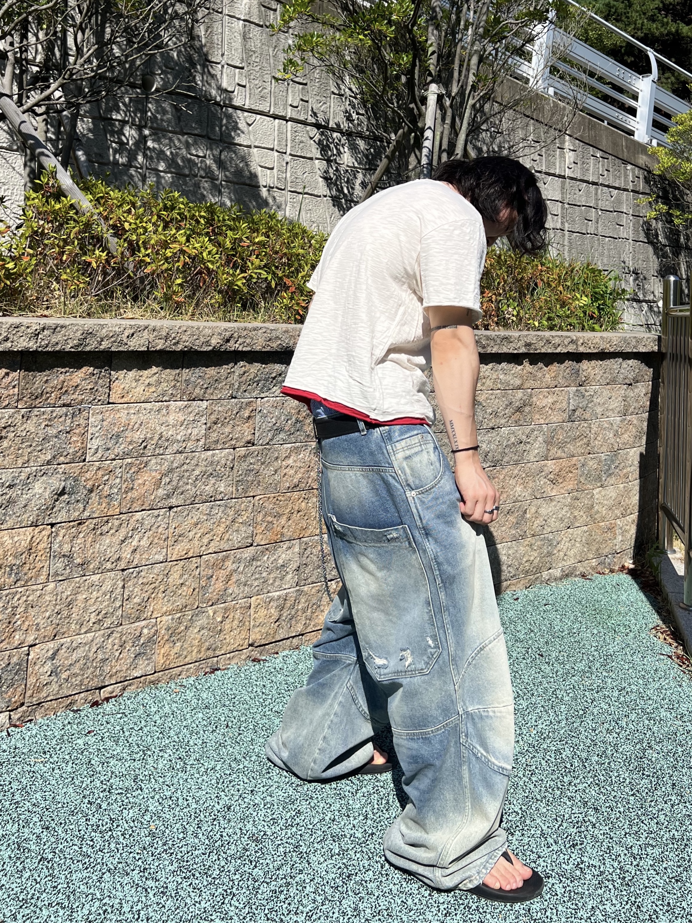 MJD x Koin Seoul Sagging Boxer Shorts Blue, MJD 3D Knee Denim Pants Blue 착용 스타일 - 2