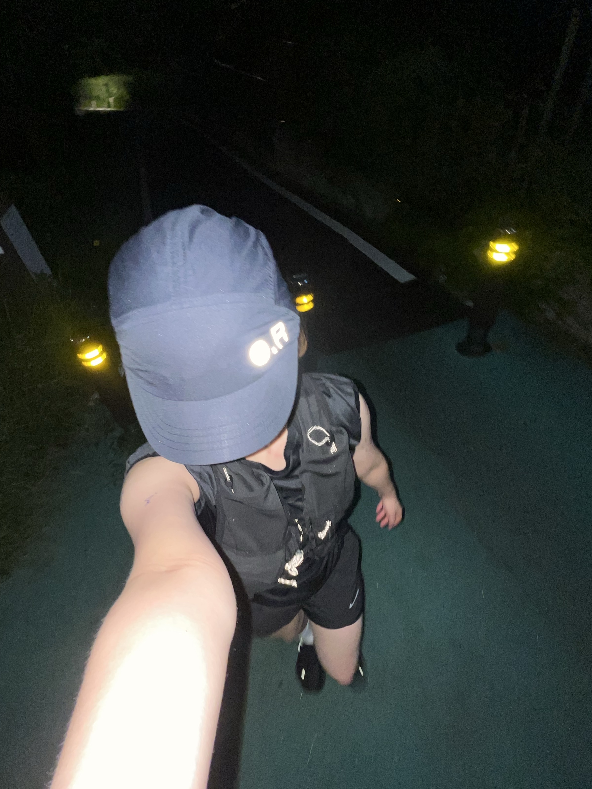 Optimistic Runners OR Nylon Cap Black 착용 스타일