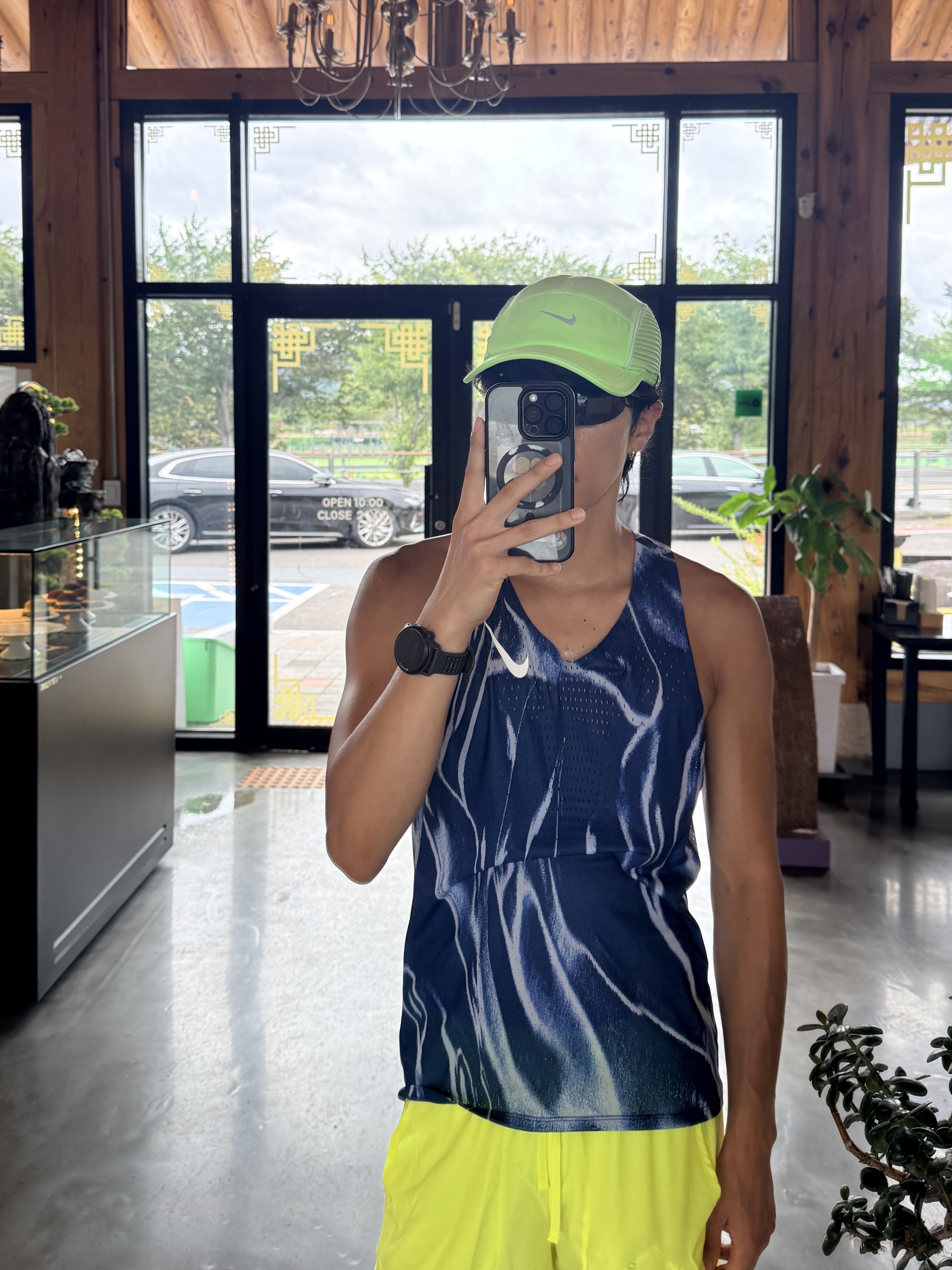 Nike Aeroswift Dri-Fit ADV Running Singlet Coastal Blue White - US/EU, Nike Stride Aero-Fit 5 Inch Brief Lined Running Shorts Volt - Asia 착용 스타일