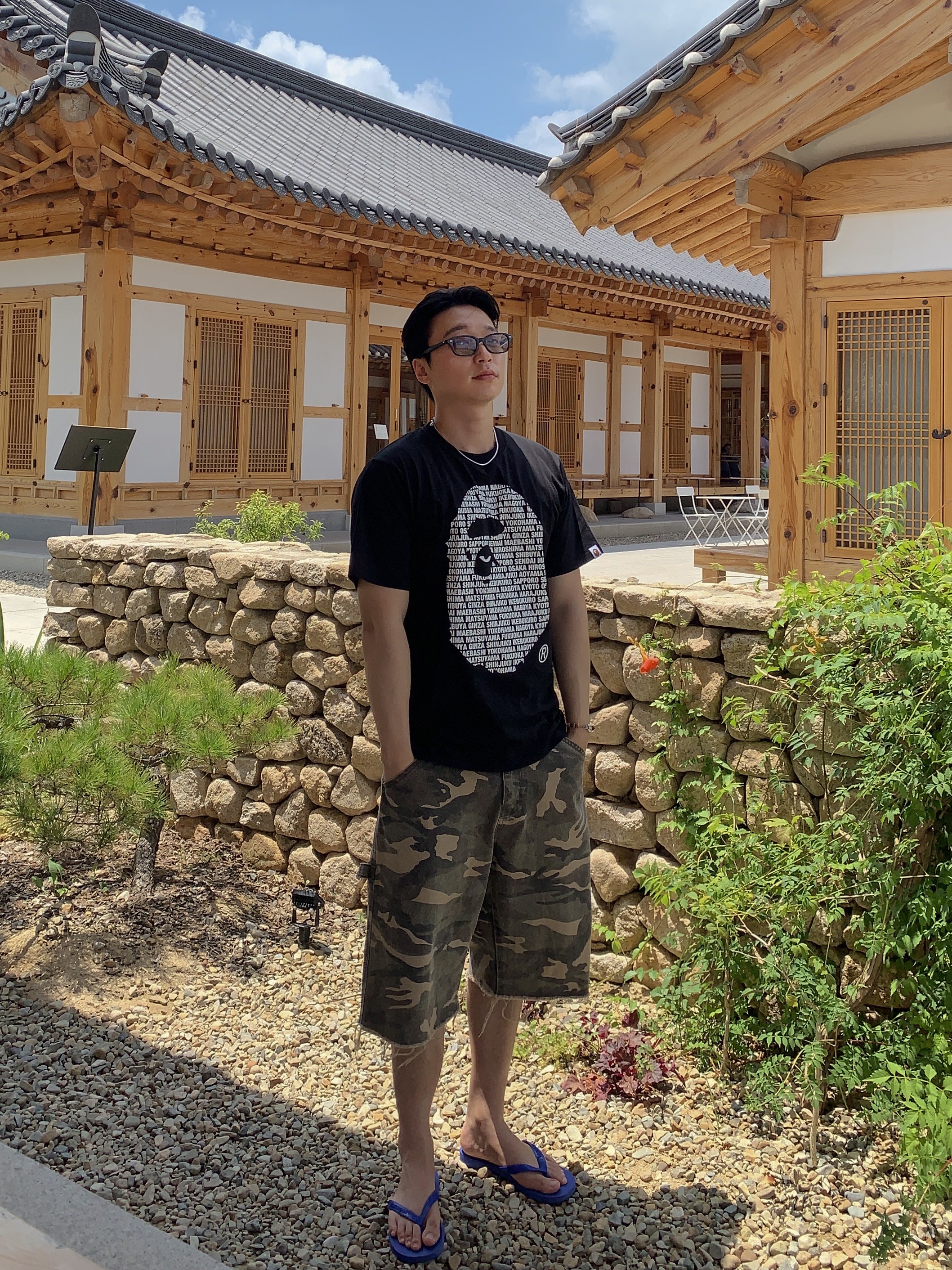 BAPE Japan Ape Head T-Shirt Black 착용 스타일