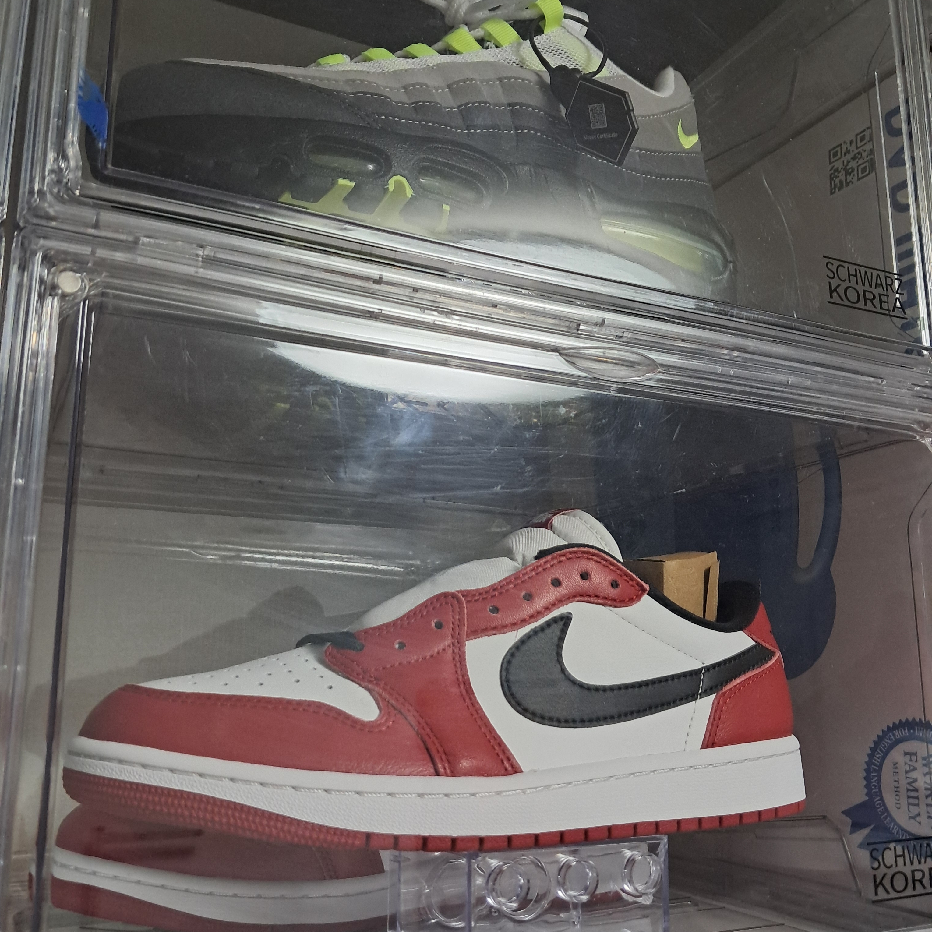 Jordan 1 Retro Low OG Chicago, Nike Air Max 95 OG Neon Yellow 2020 착용 스타일 - 2
