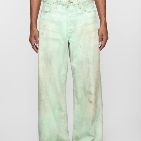 Acne Studios Baggy Fit Jeans 1981M Mint Green 착용 스타일 - 3