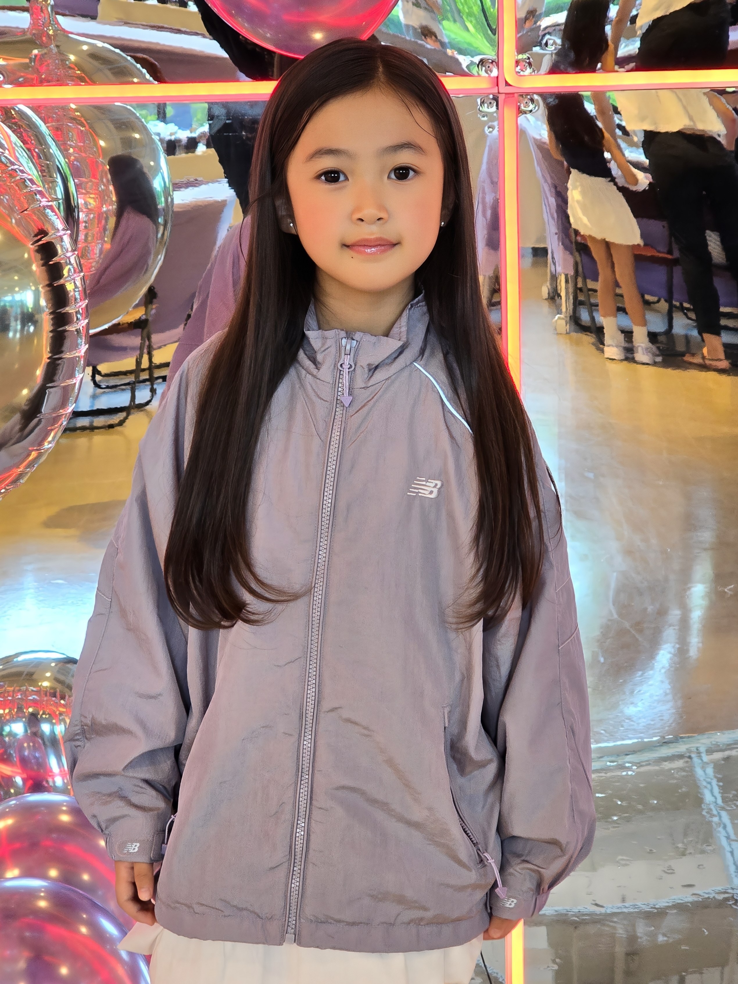 (Kids) New Balance Air Glossy Windbreaker Purple 착용 스타일 - 8