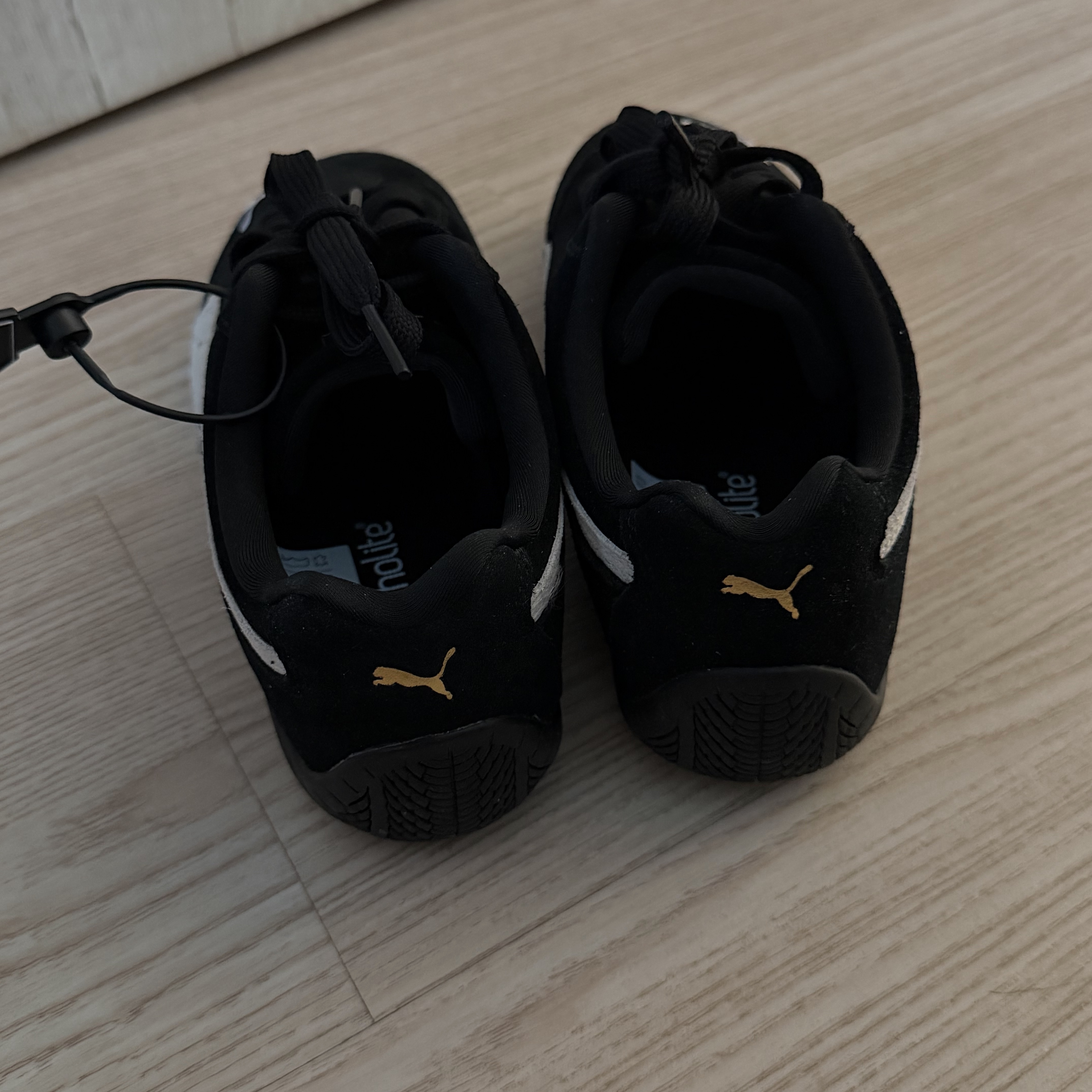 Puma Speedcat OG Black White 착용 스타일 - 2