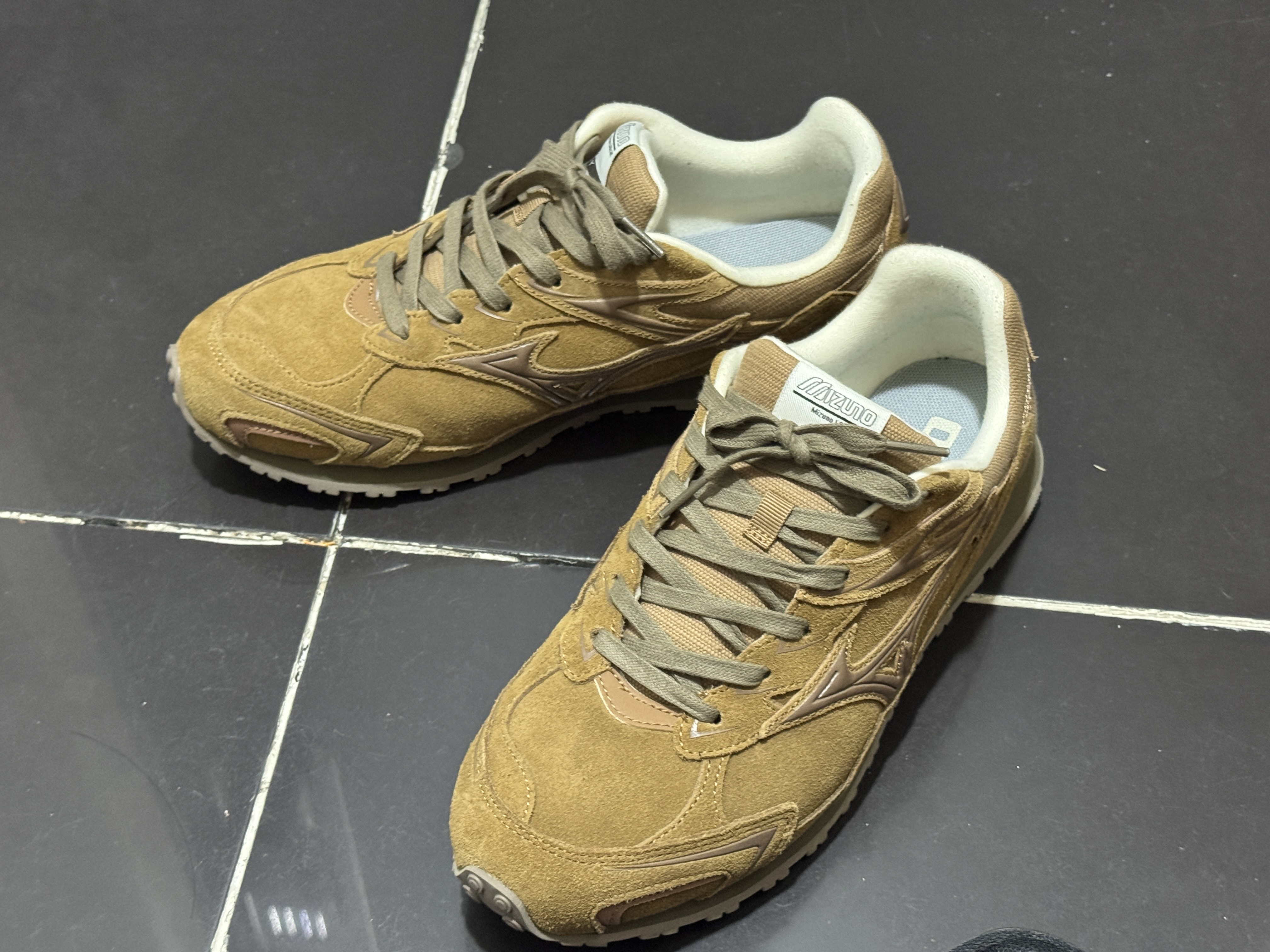 Mizuno LG 60S 2K Brown 착용 스타일 - 1