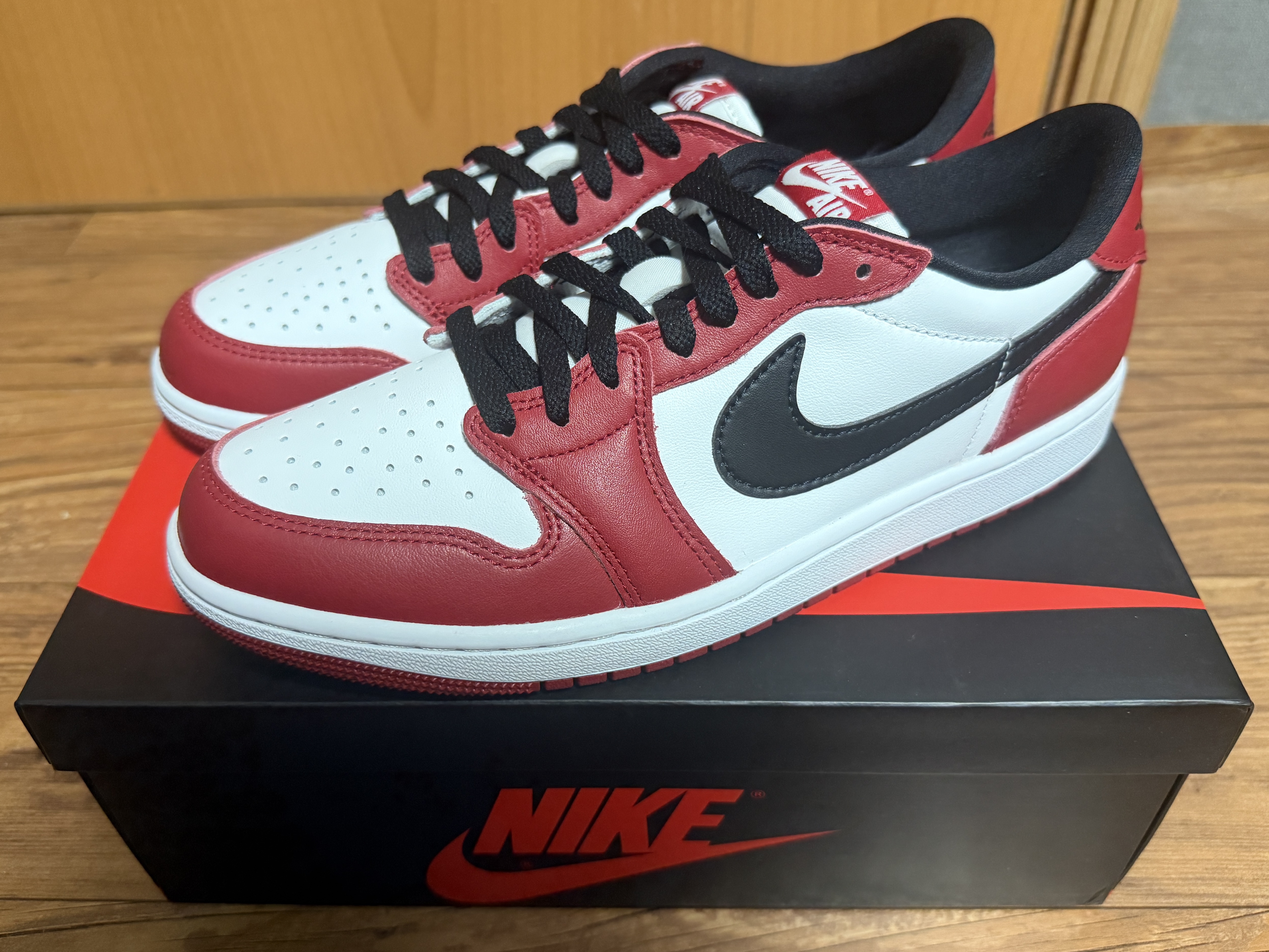 Jordan 1 Retro Low OG Chicago 착용 스타일
