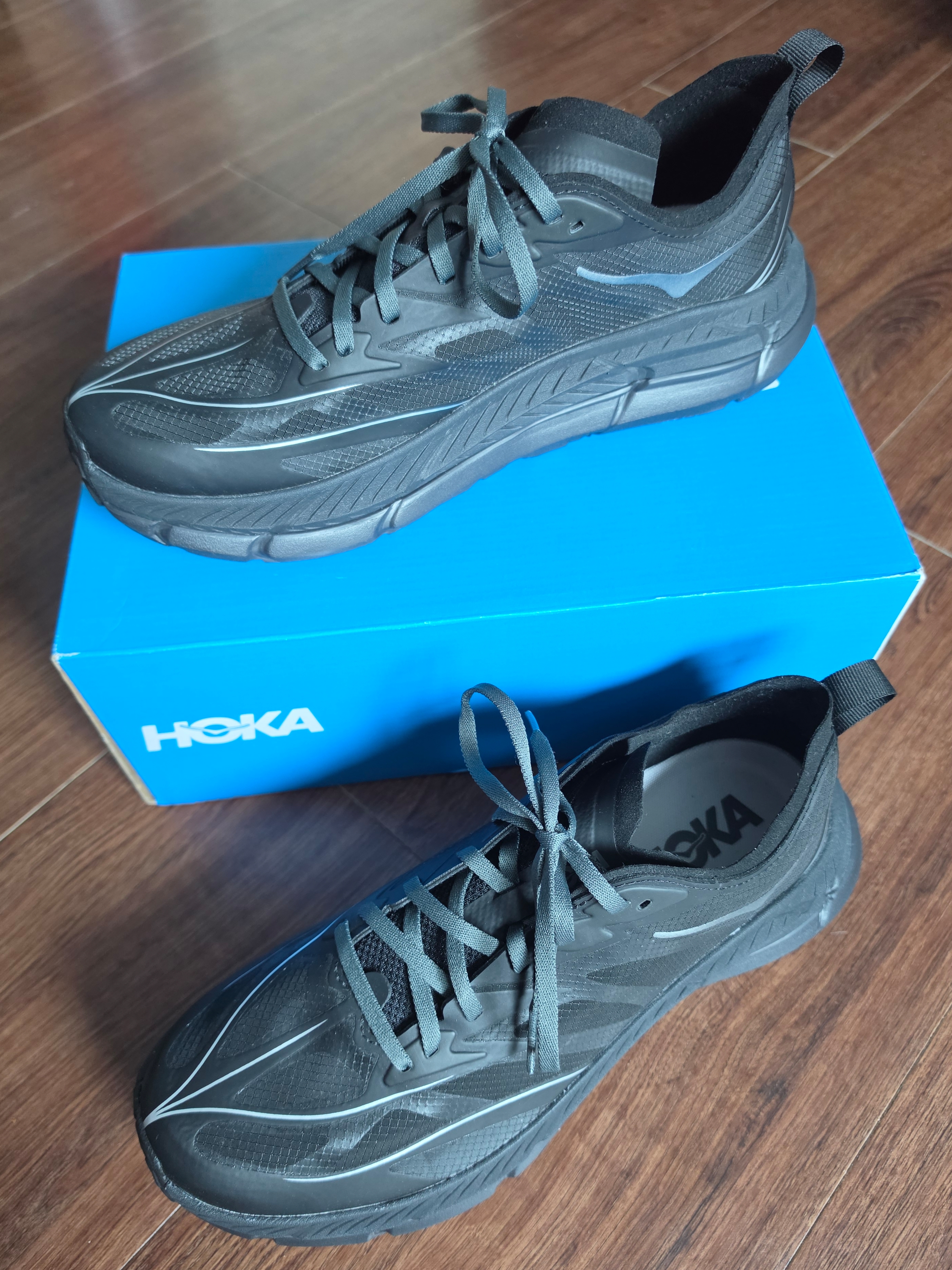 Hoka Mafate Speed 4 Lite Black Outer Orbit 착용 스타일 - 1