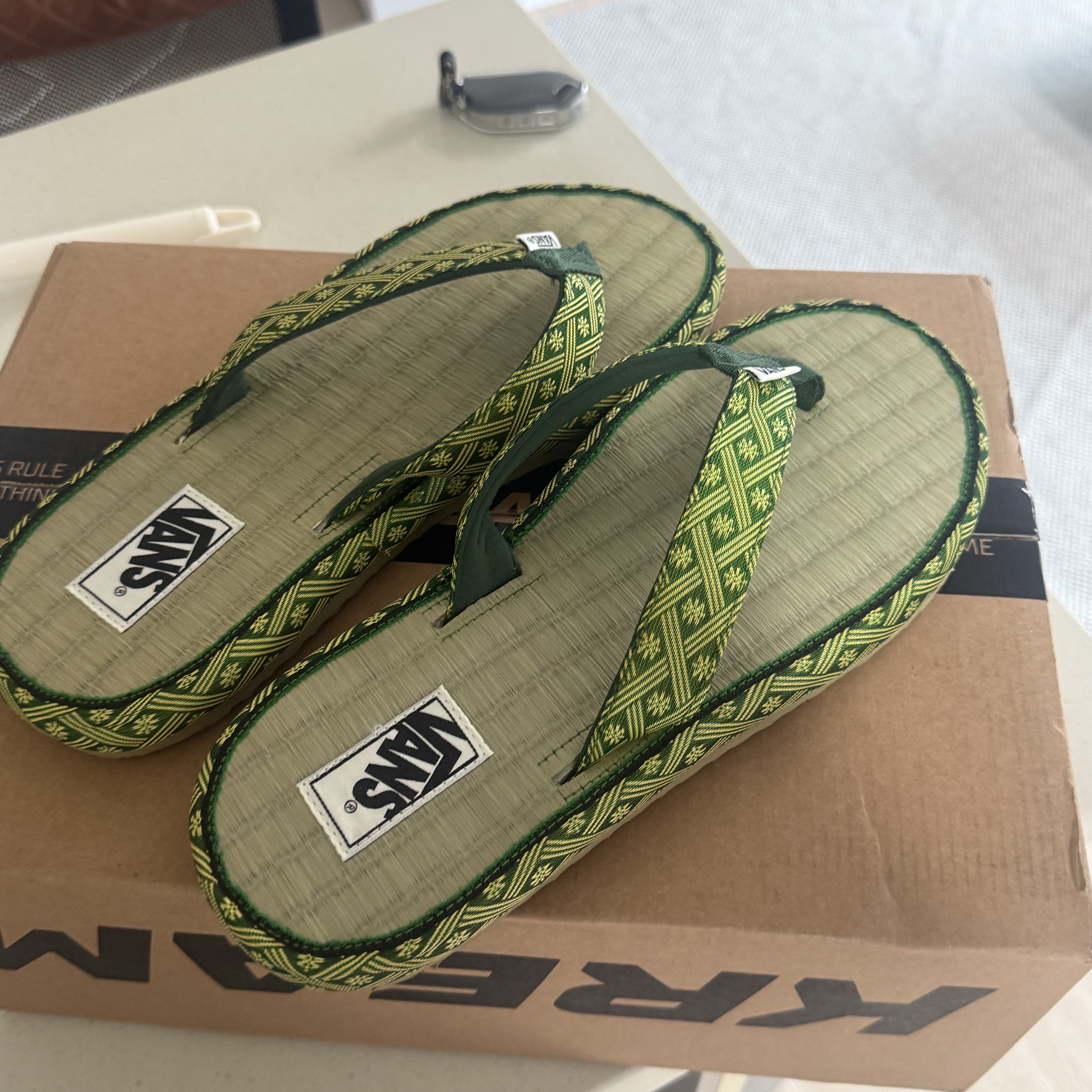 Vans Coastal Green Tatami 착용 스타일