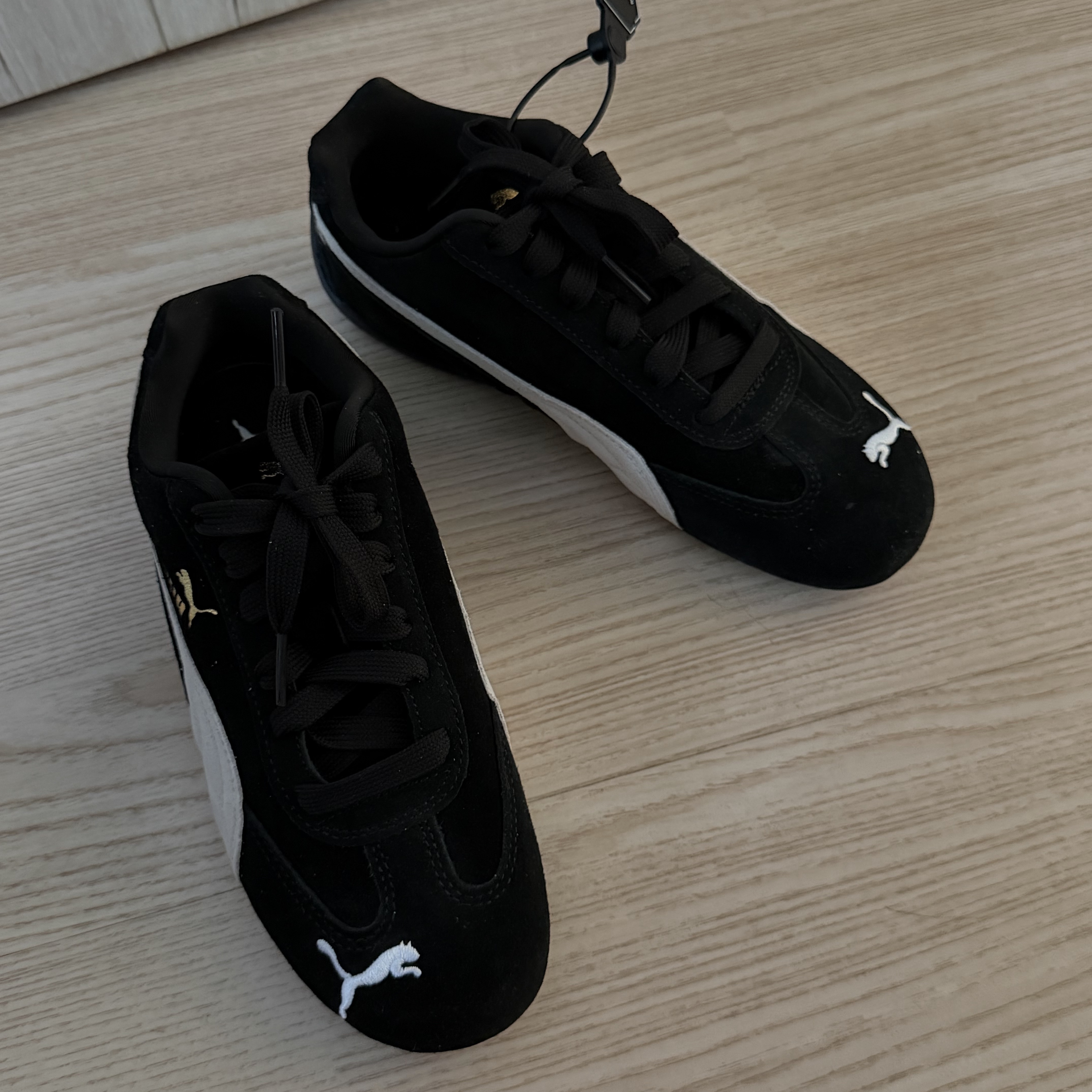 Puma Speedcat OG Black White 착용 스타일 - 3
