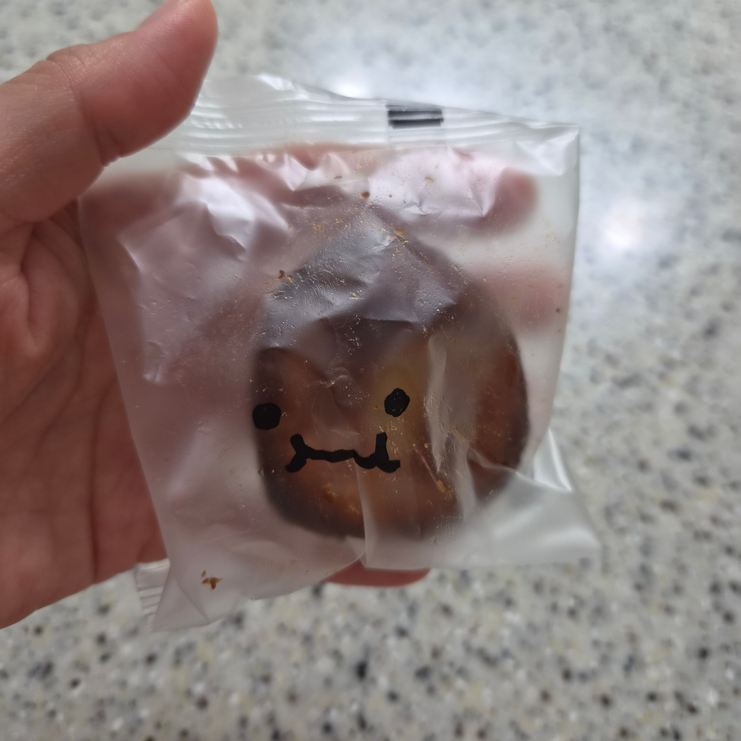 tongtonge Crispy & Chewy Gluten-Free Butter Rice Cake 착용 스타일