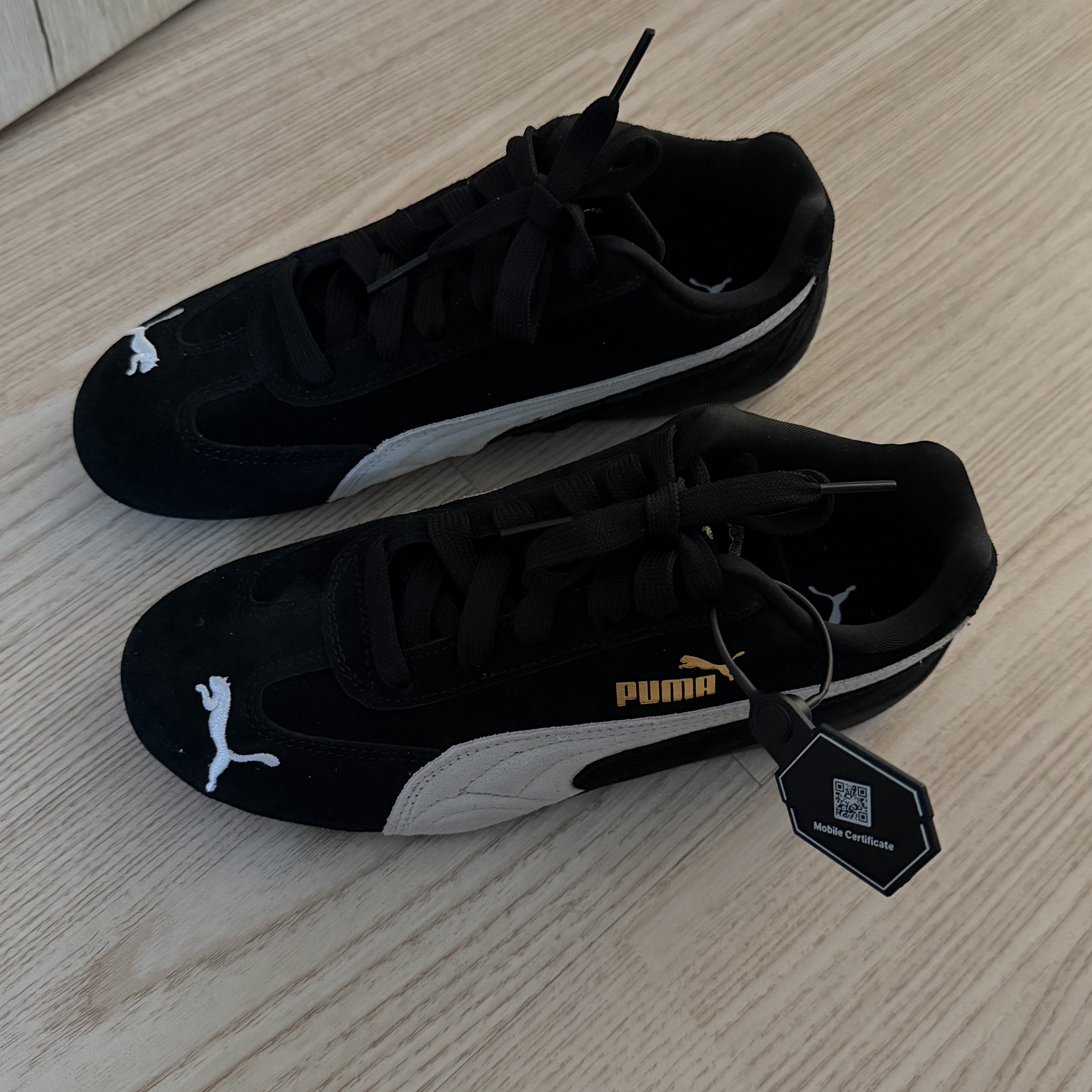 Puma Speedcat OG Black White 착용 스타일 - 1