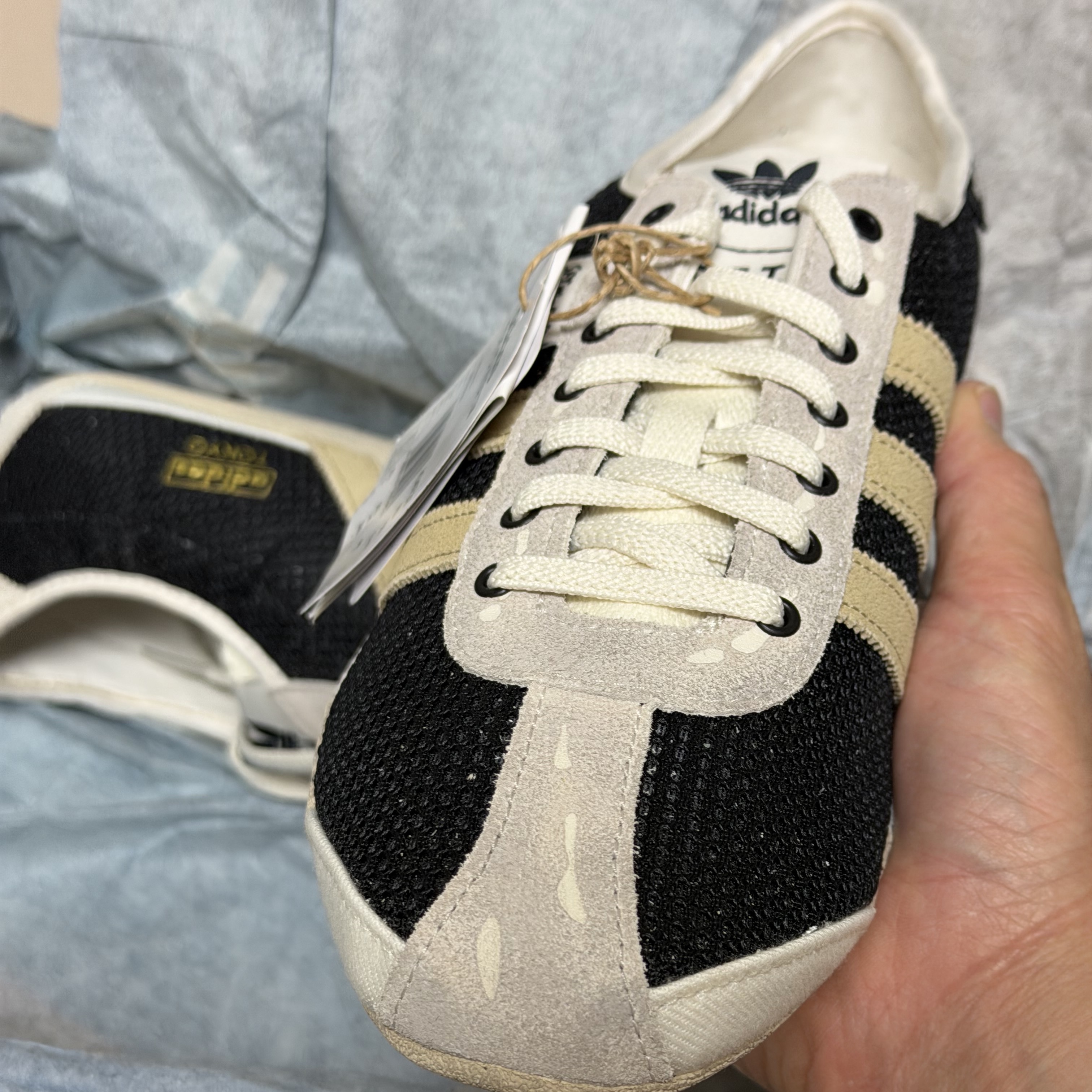 (W) Adidas x Song for the Mute 007 Tokyo Black 착용 스타일 - 2