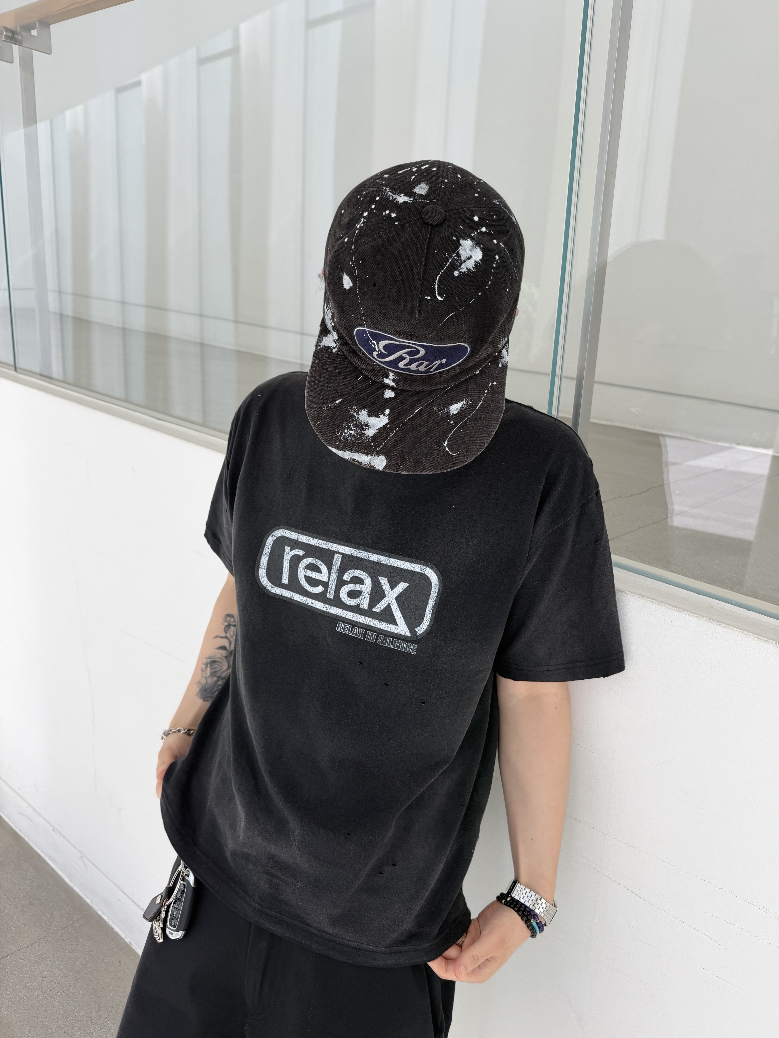 Nonnod Relax T-Shirt Black, Casio MTP-B145D-2A1V 착용 스타일 - 1