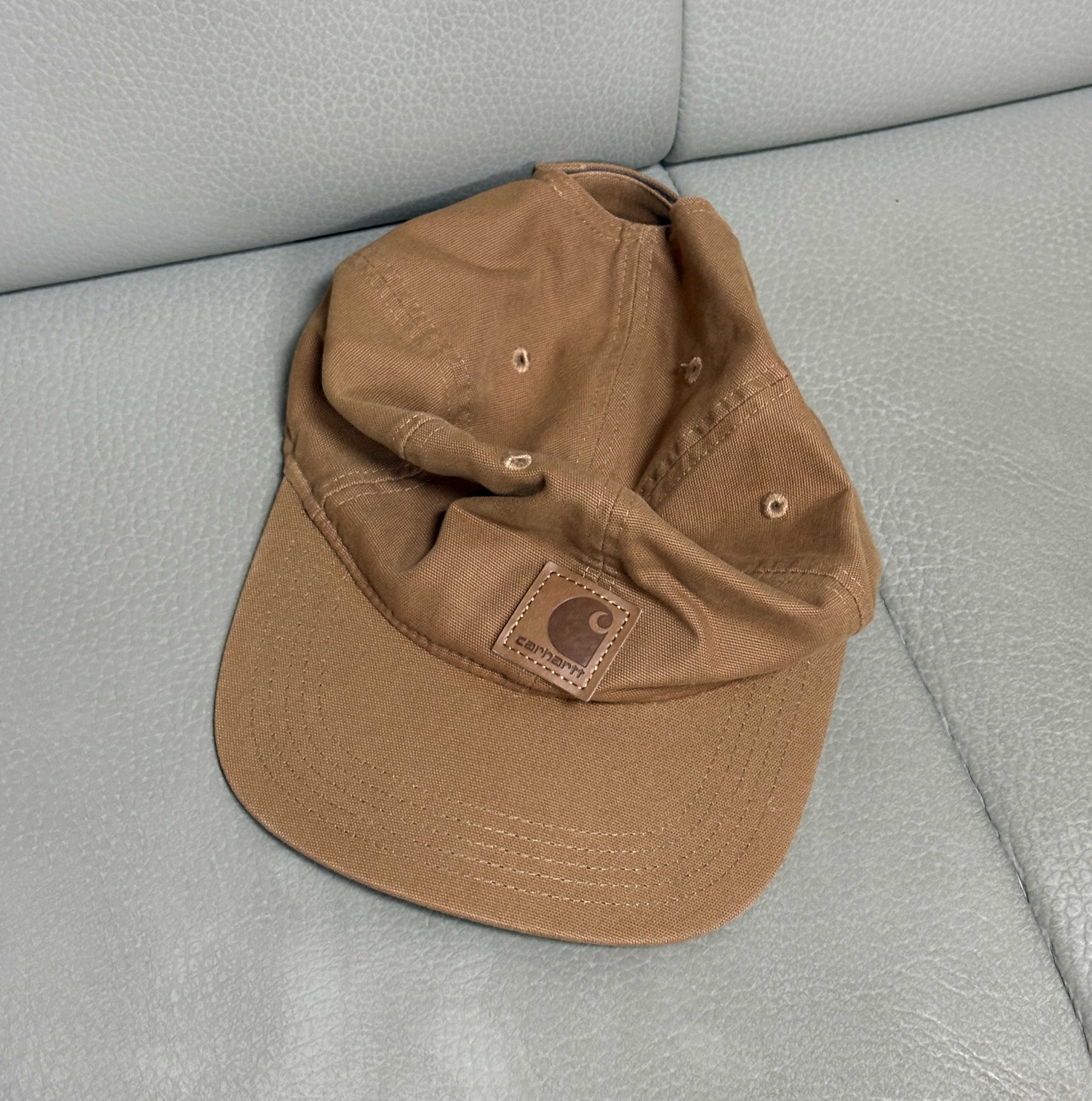 Carhartt Canvas Cap Carhartt Brown 착용 스타일