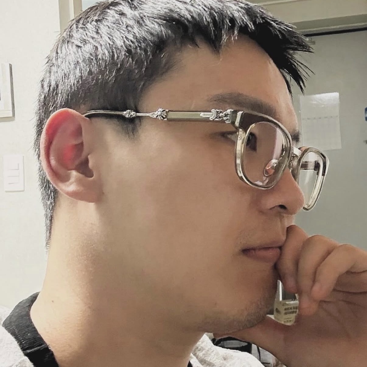 Chrome Hearts Duck Butter Army Shiny Silver 착용 스타일