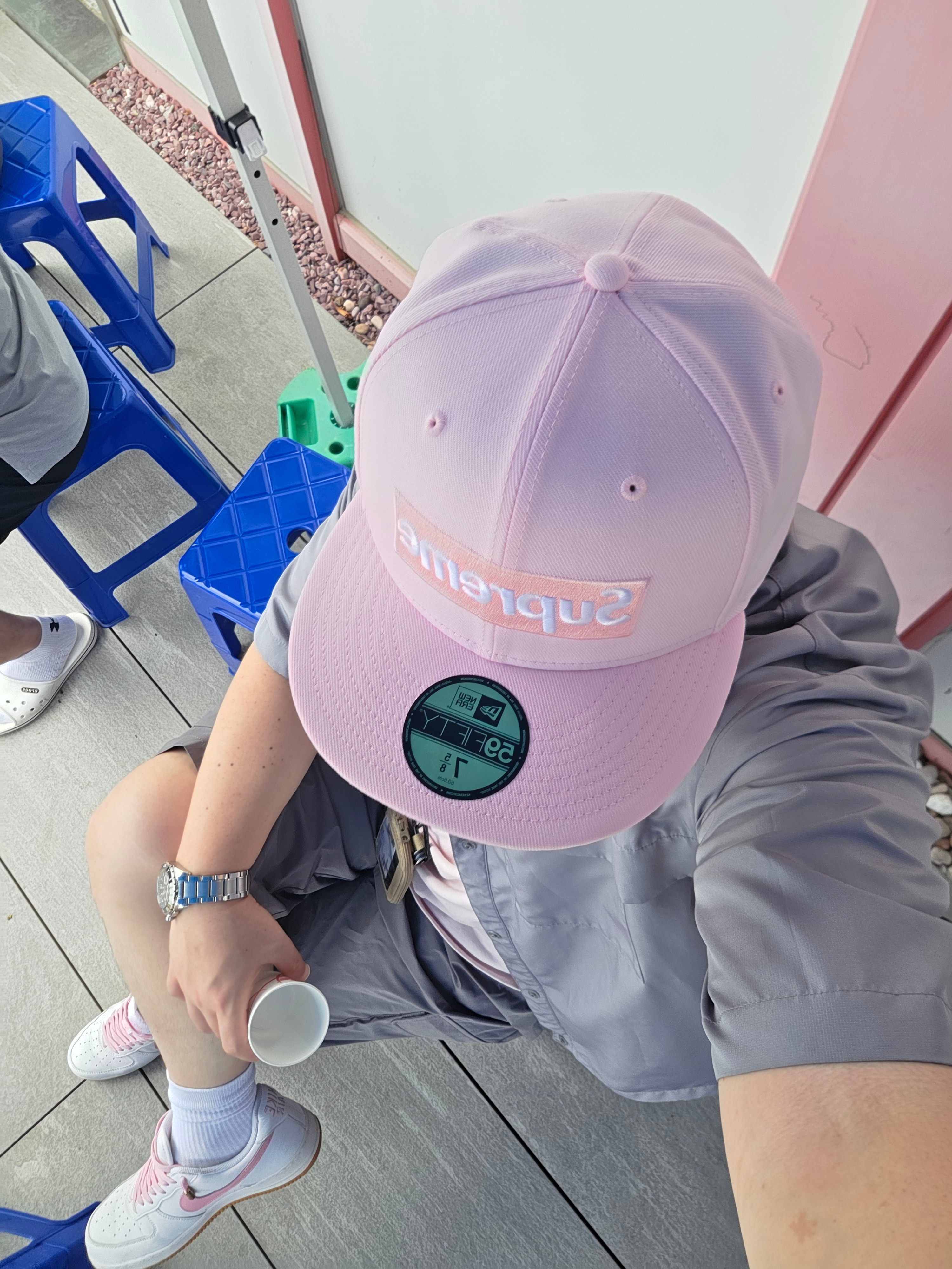 Supreme Sharpie Box Logo New Era Pink - 24SS, Nike Air Force 1 Low Retro Color of the Month White Pink 착용 스타일 - 1