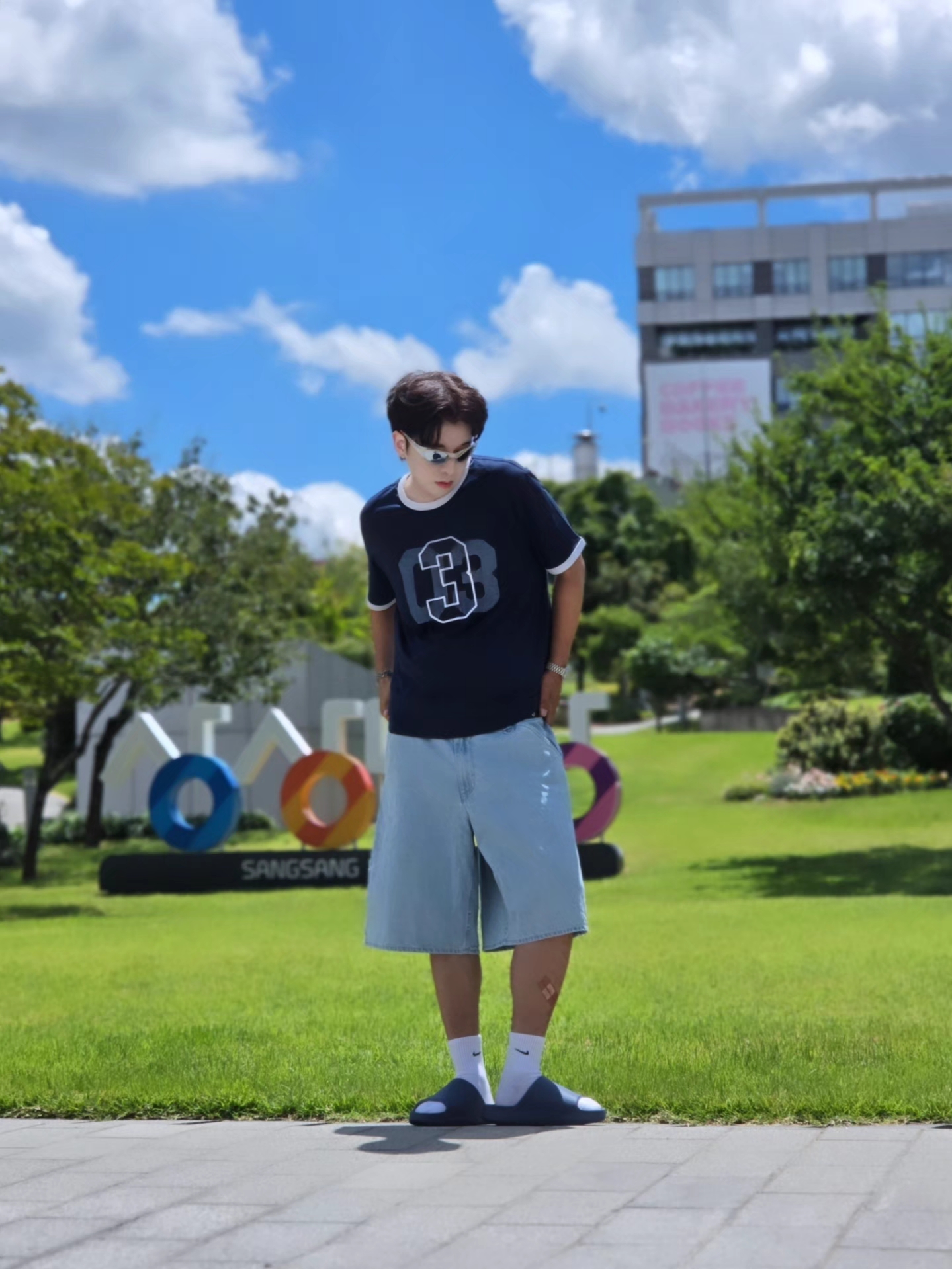 Adidas Texas A&M Aggies Originals Trefoil Linger T-Shirt Night Indigo - US Sizing, Adidas Texas A&M Aggies Originals Trefoil Linger T-Shirt Night Indigo - KR Sizing 착용 스타일 - 3