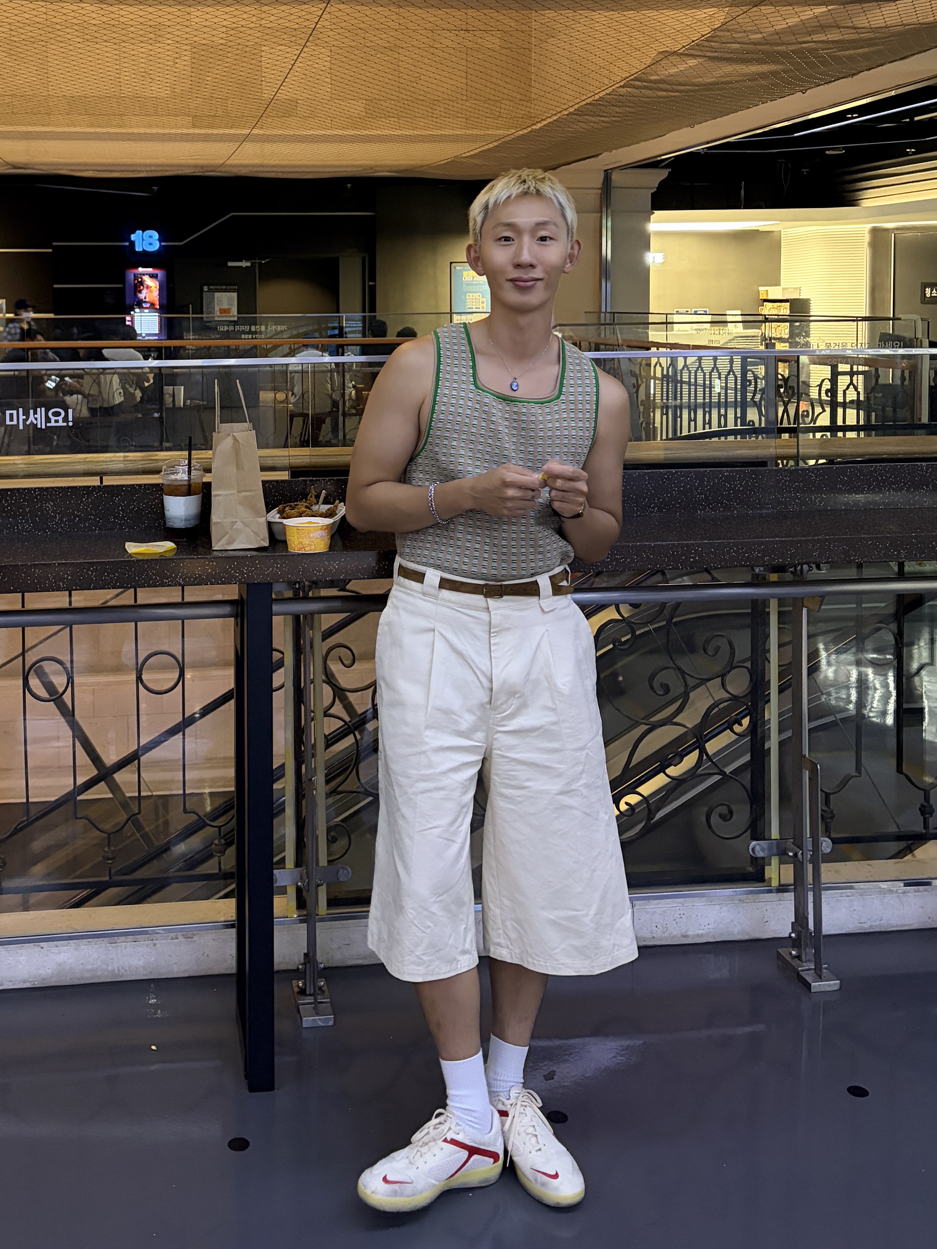 Nike x Peaceminusone Cryoshot CTR360 Natural and University Red, Zara x Willy Chavarria Wide Leg Pleated Bermuda Shorts Cream 착용 스타일