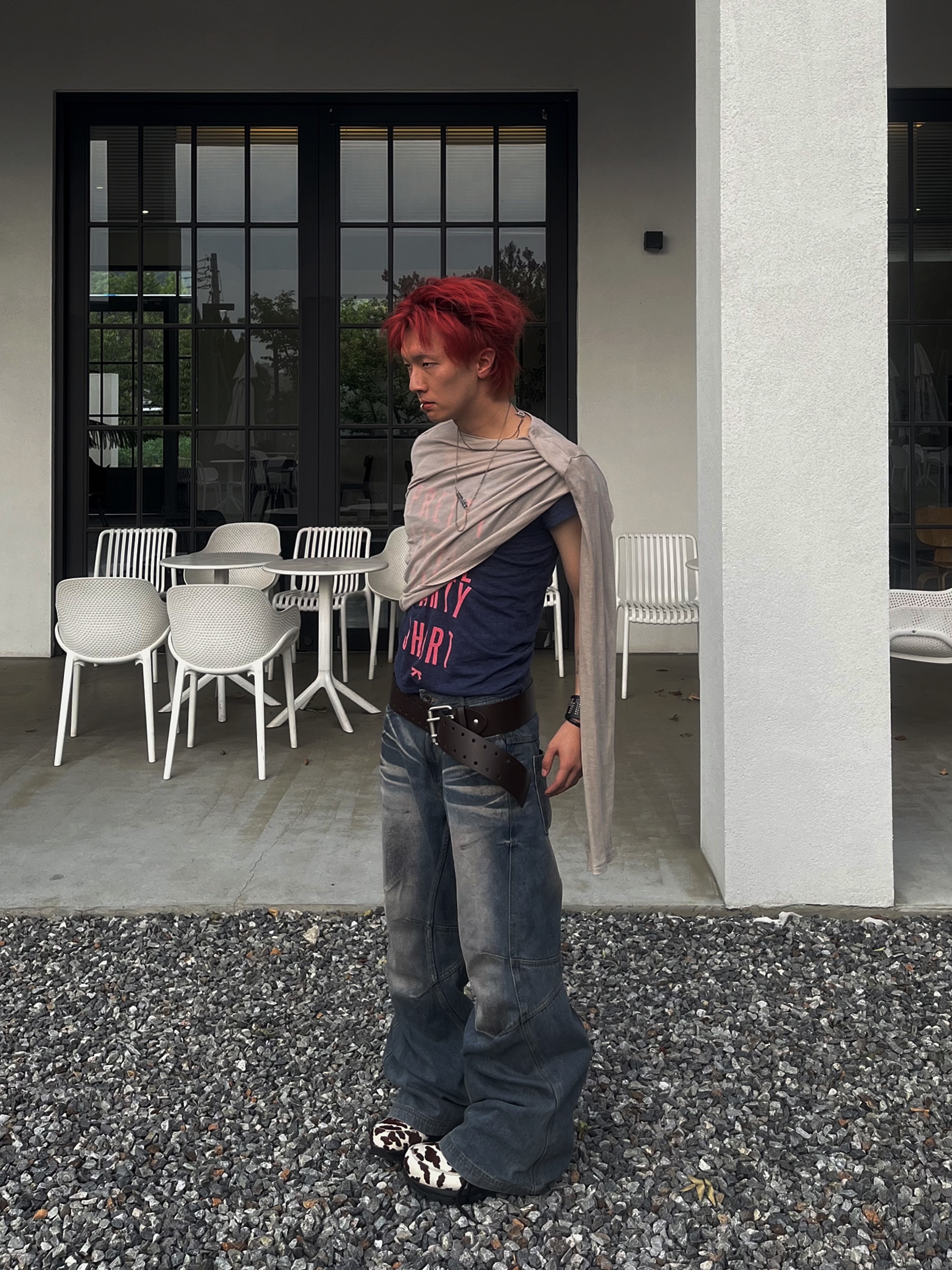 Vivienne Westwood Medal VV019BK, BLR Double Yoke Oil Washed Bootcut Denim Pants 착용 스타일 - 4