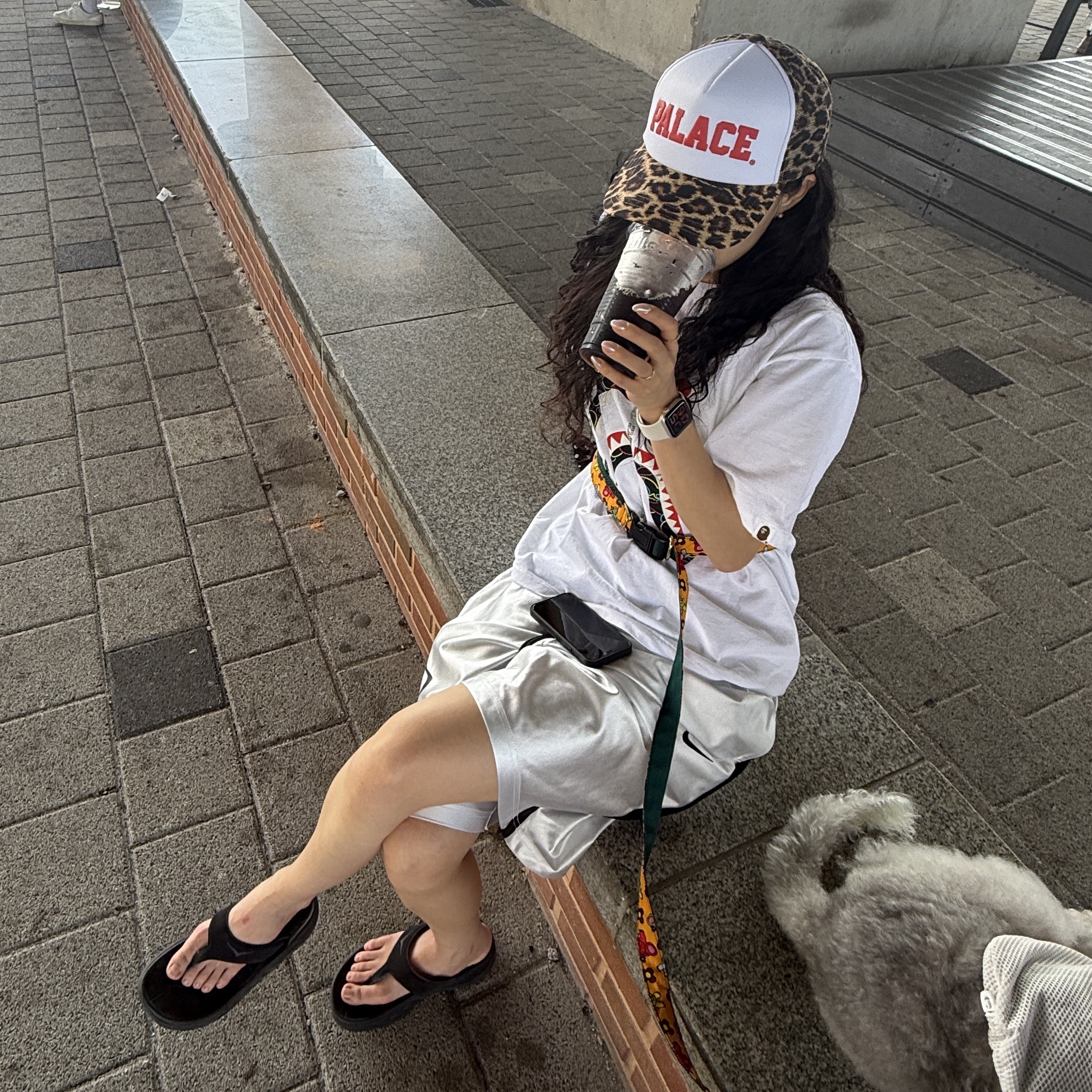 Palace Uni Trucker Leopard - 26SS, BAPE Neon Camo Shark T-Shirt Gray 착용 스타일 - 2