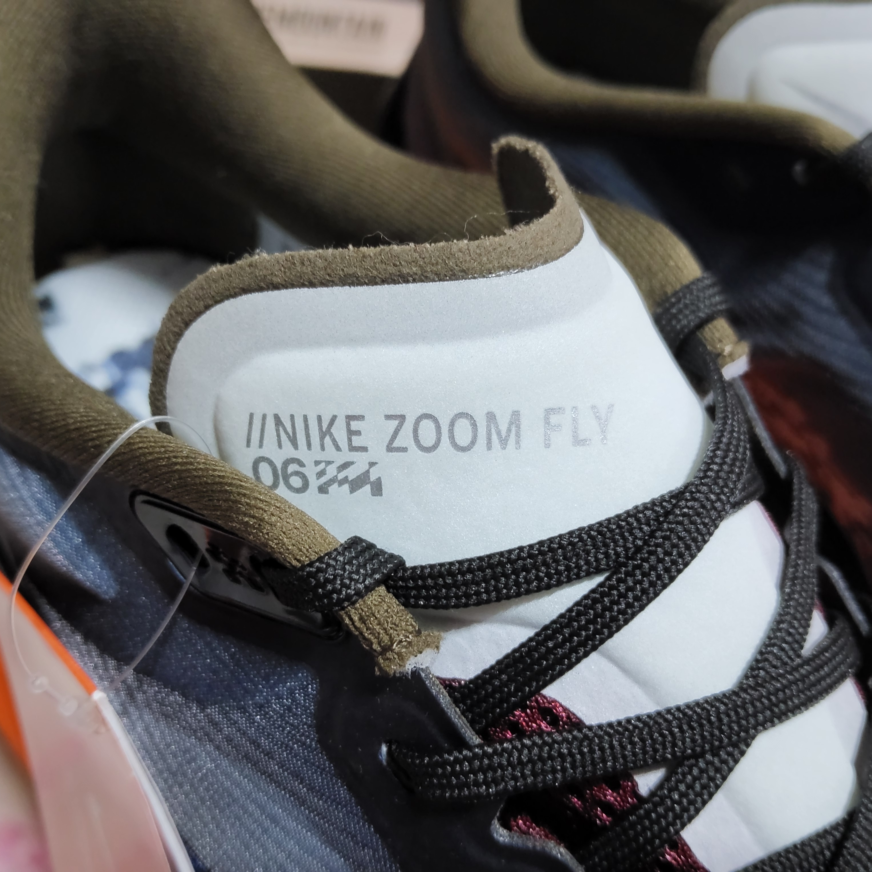 Nike Zoom Fly 6 Court Blue Burgundy Ash 착용 스타일 - 4