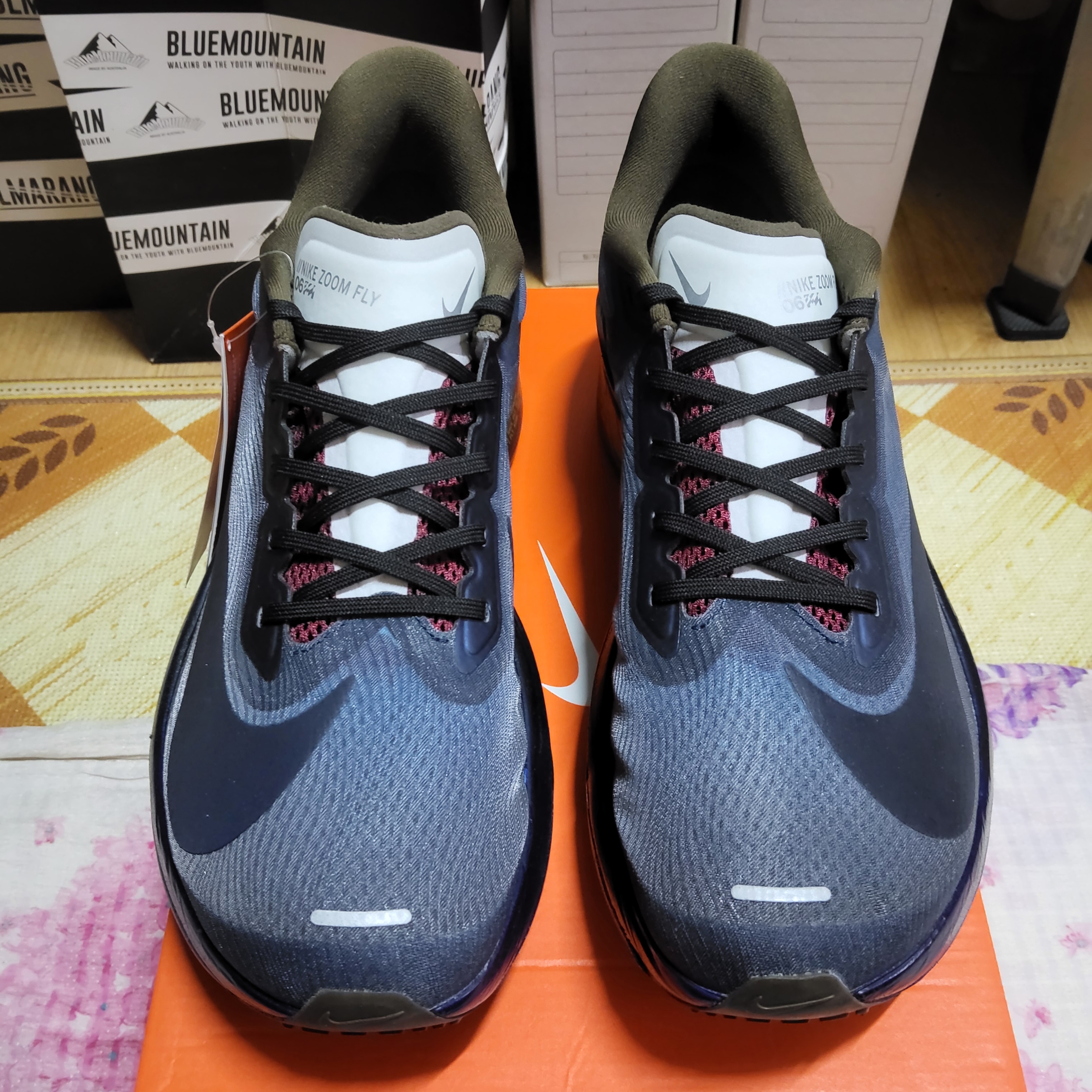 Nike Zoom Fly 6 Court Blue Burgundy Ash 착용 스타일 - 2