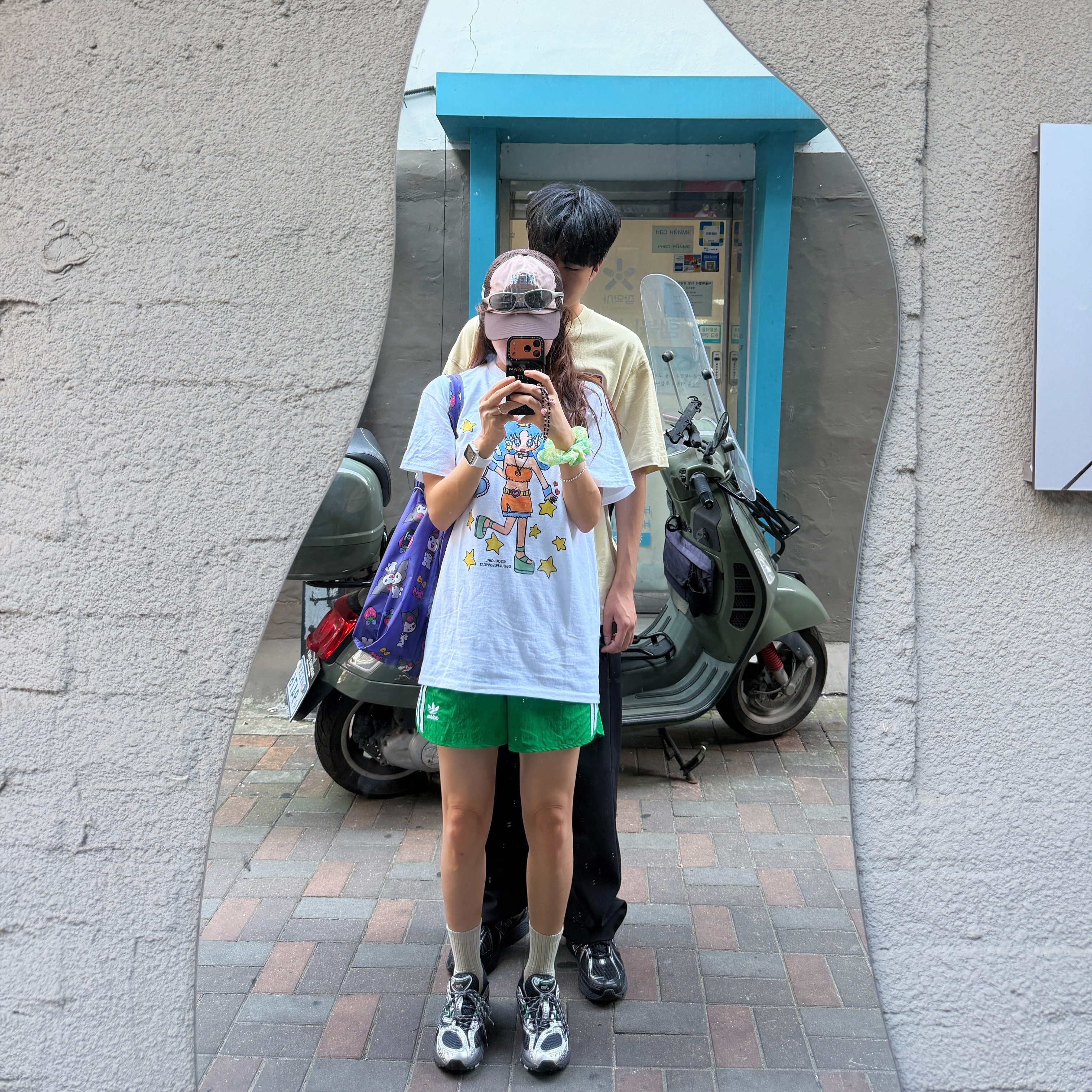Adidas Adicolor Classic Sprinter Shorts Green - KR Sizing, Asics Gel-Nimbus 10.1 Obsidian Grey Green Basil 착용 스타일 - 3