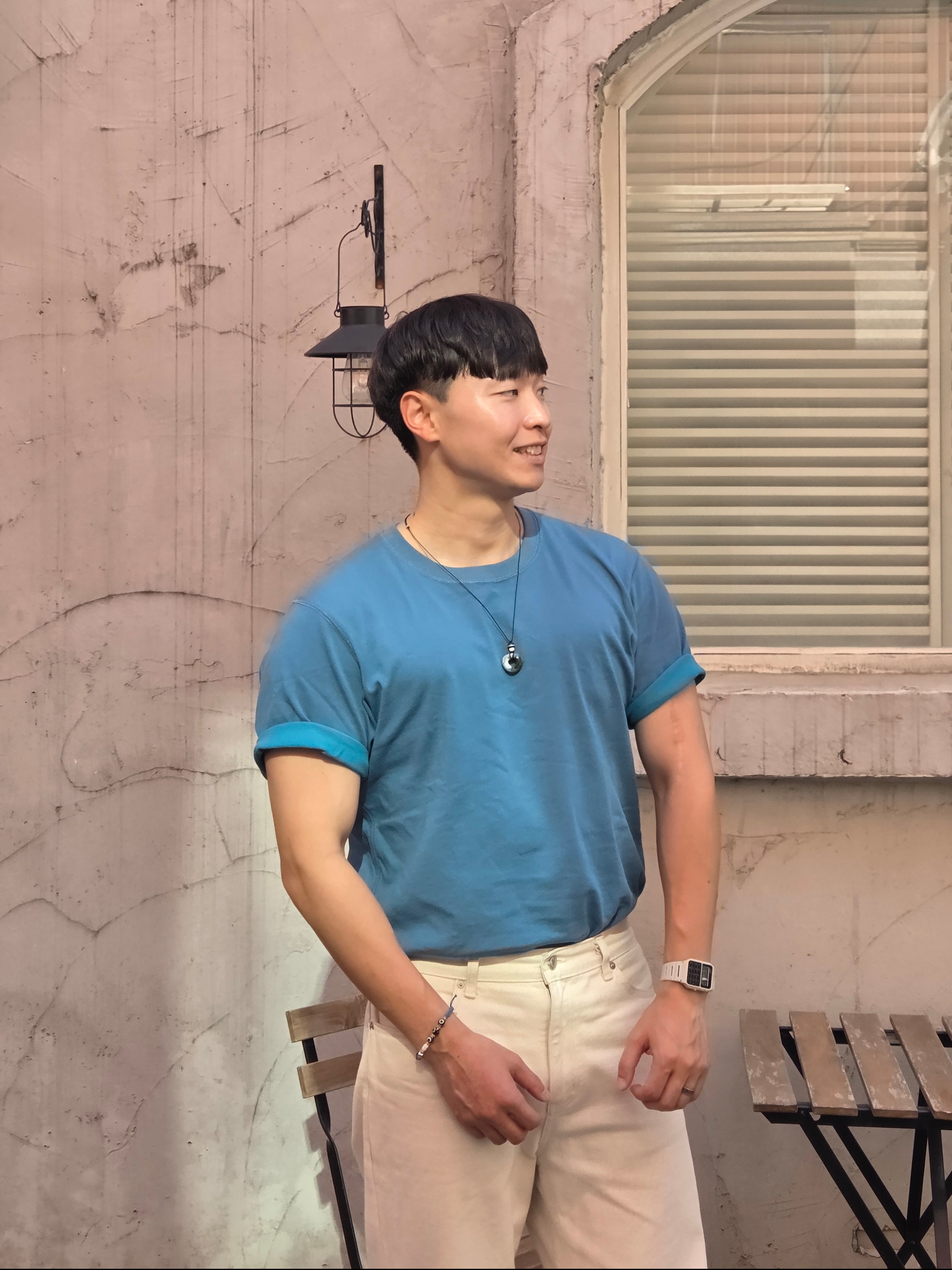 Uniqlo x JW Anderson Bi-Color T-Shirt Blue, Nike Waffle Debut Midnight Navy Sail 착용 스타일 - 6