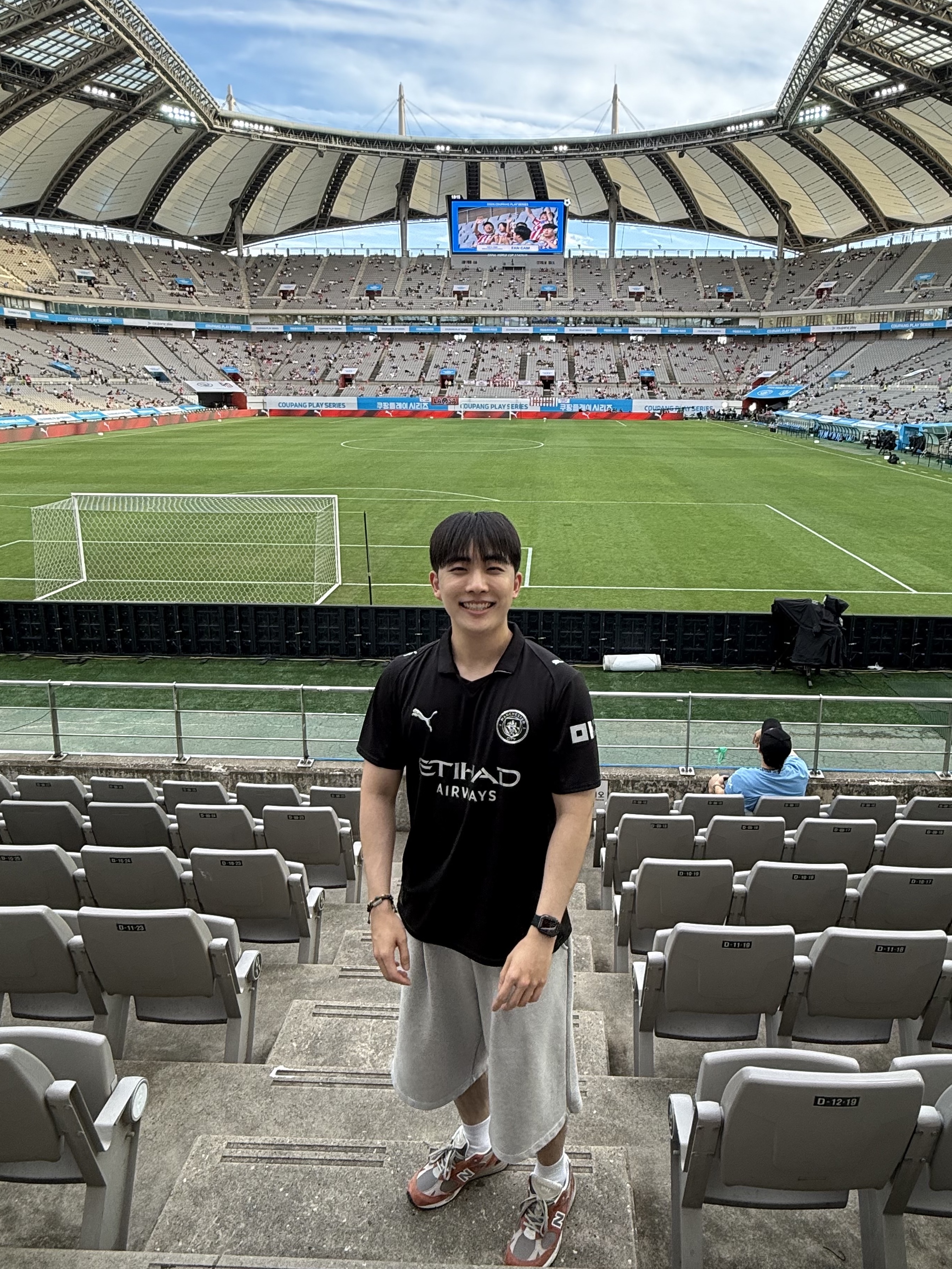 Puma Manchester City 2025/26 Away Replica Jersey Black (Non Marking Ver.), New Balance 991 Made in UK Sequoia Falcon 착용 스타일 - 4