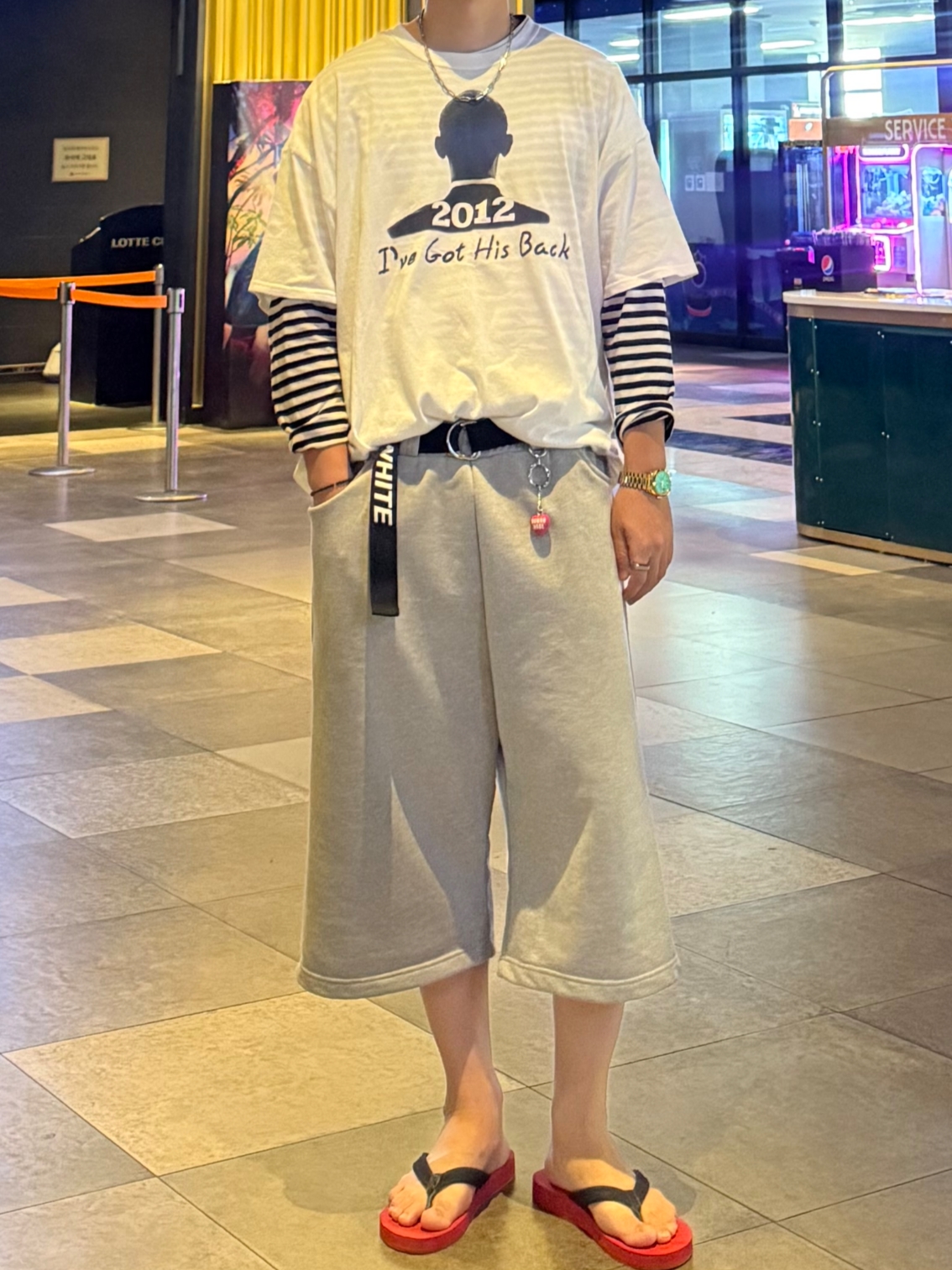 Adidas Adicolor Contempo Bucket Hat Black, MJD Capri Sweat Pants Melange Grey 착용 스타일 - 2
