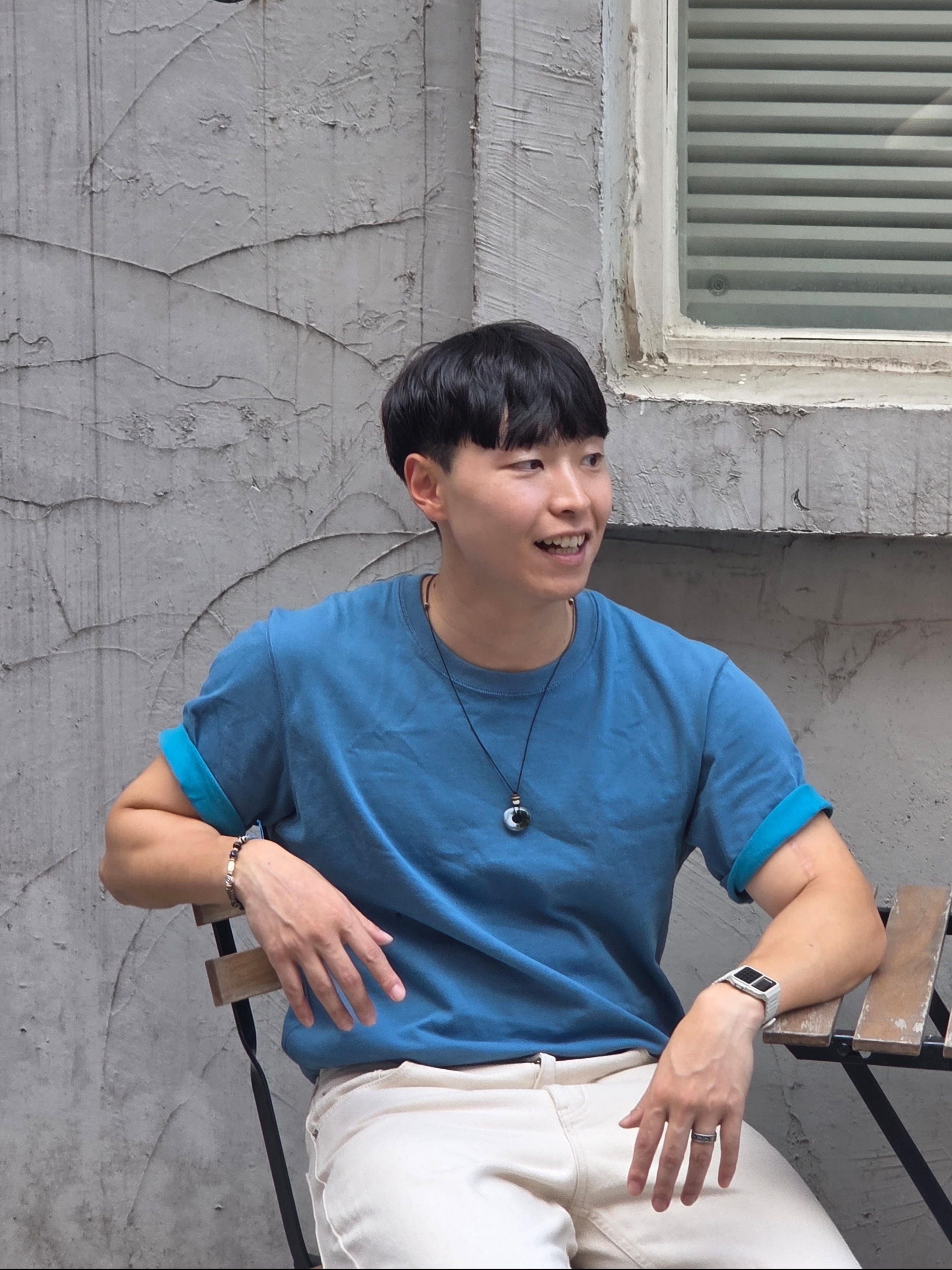 Uniqlo x JW Anderson Bi-Color T-Shirt Blue, Nike Waffle Debut Midnight Navy Sail 착용 스타일 - 4