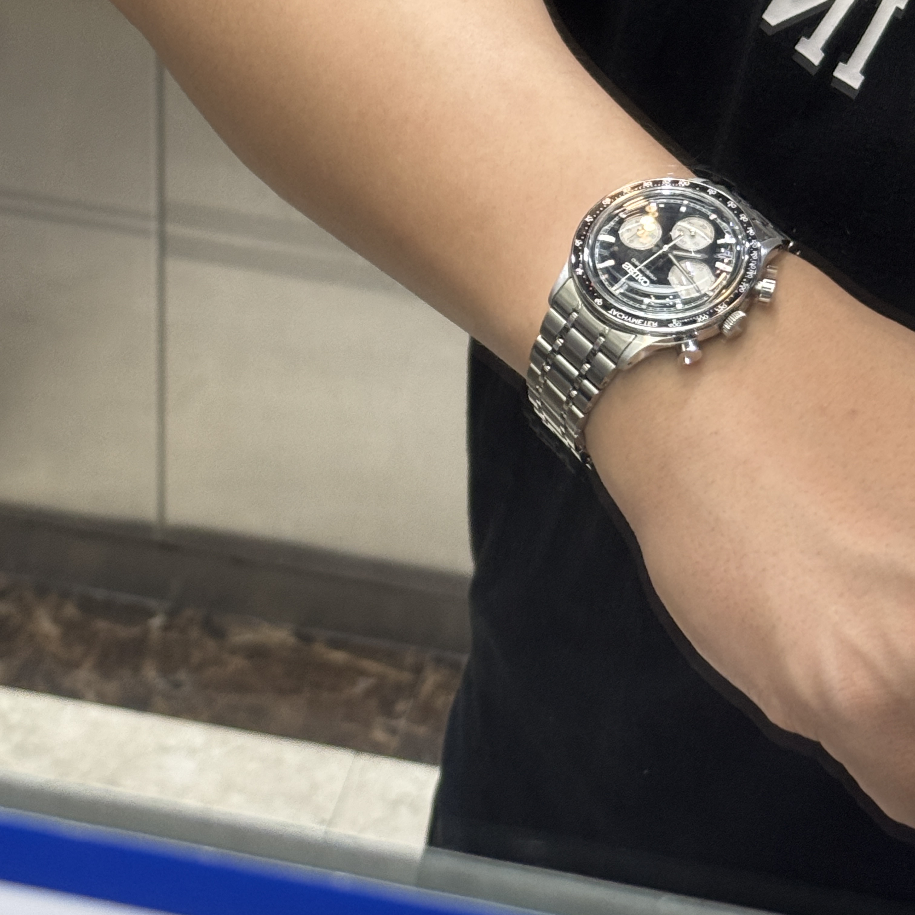 Seiko SSB479 38.7mm Stainless Steel Black 착용 스타일