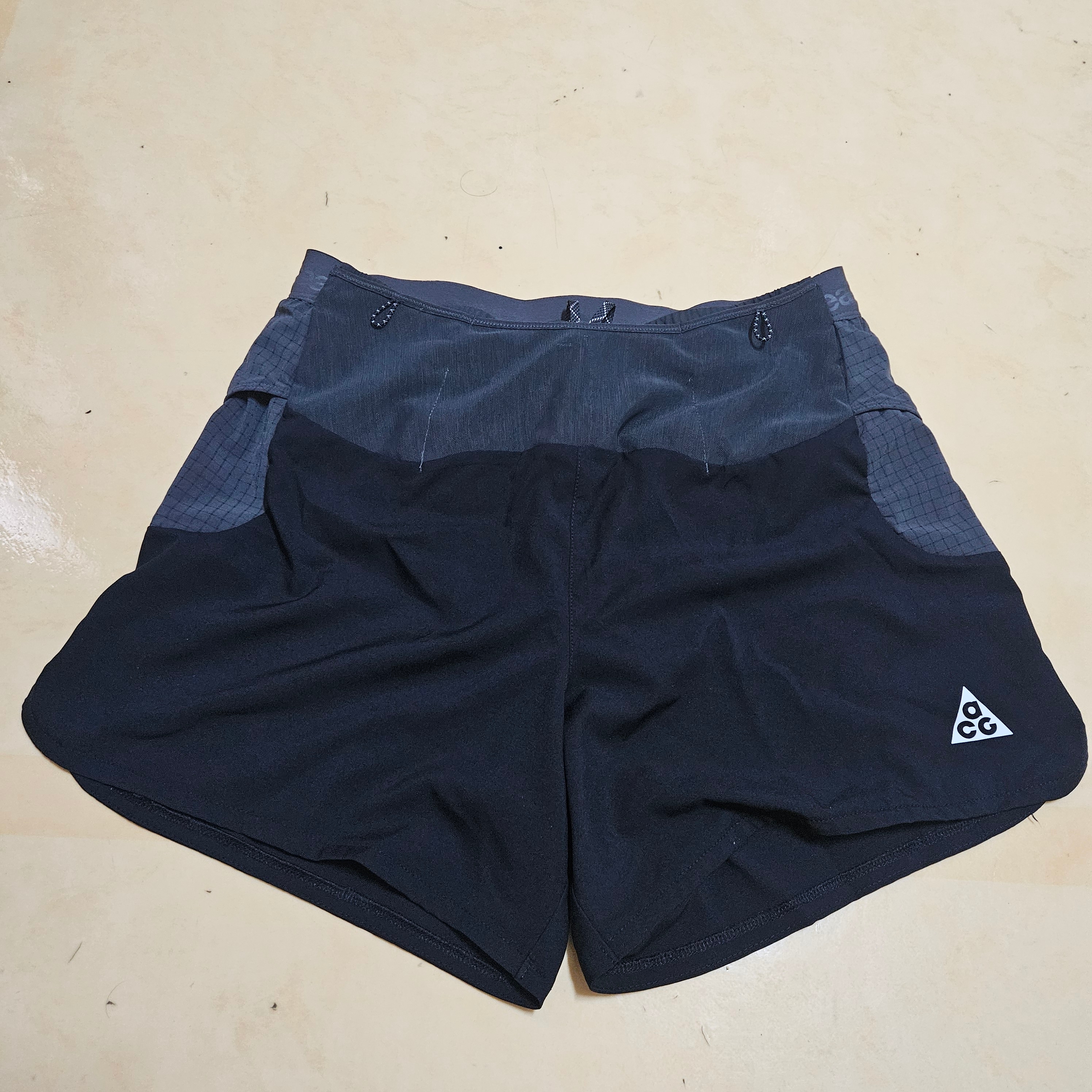 Nike ACG Second Sunrise Dri-Fit ADV 5 Inch Brief Lined Shorts Black Anthracite - Asia 착용 스타일