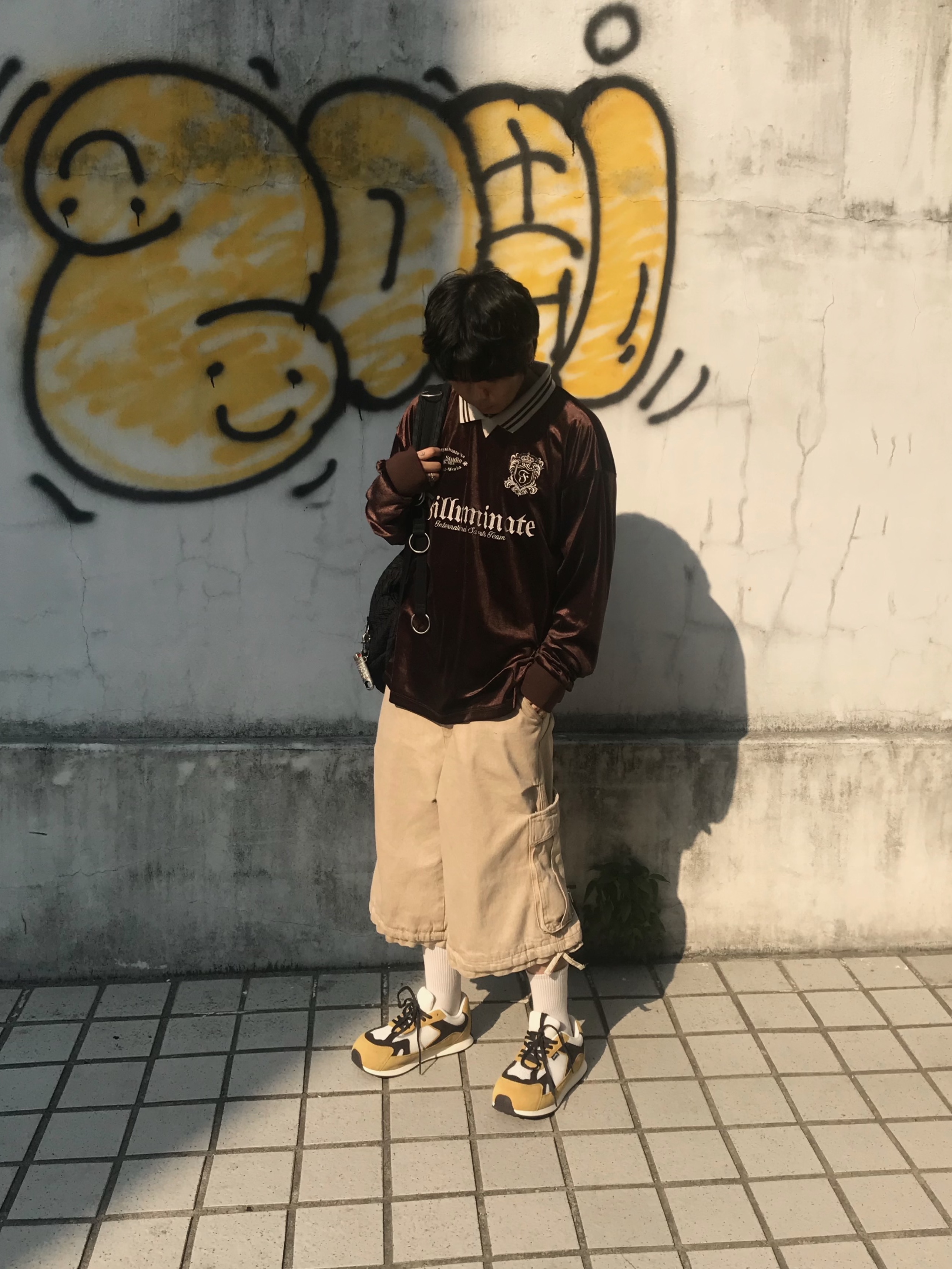ETCE Layered Back Cargo Shorts Beige 착용 스타일 - 3