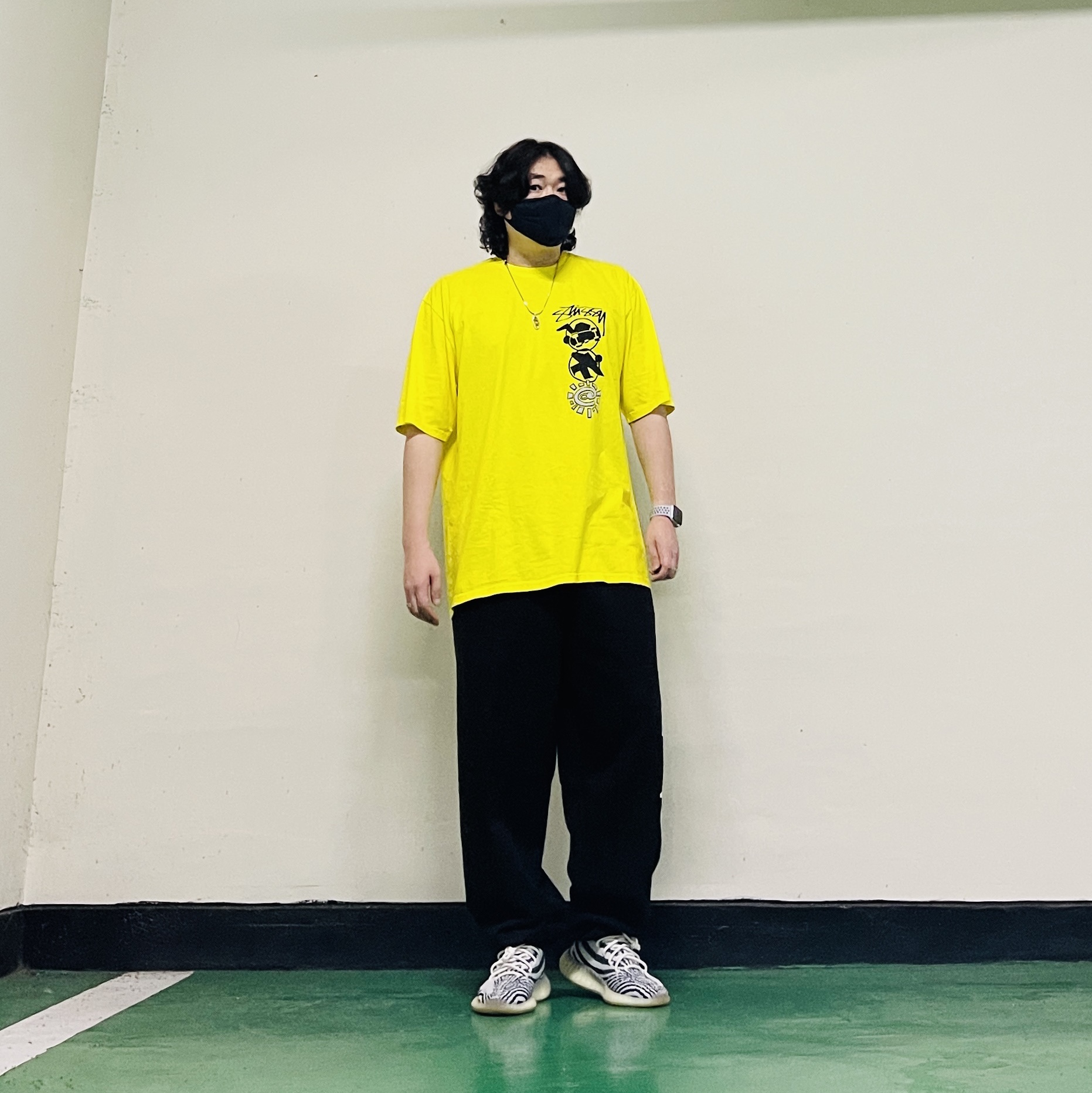 Stussy x Always Do What You Should Do Stack T-Shirt Yellow, Stussy x Always Do What You Should Do Stack Sweatpants Black 착용 스타일 - 5