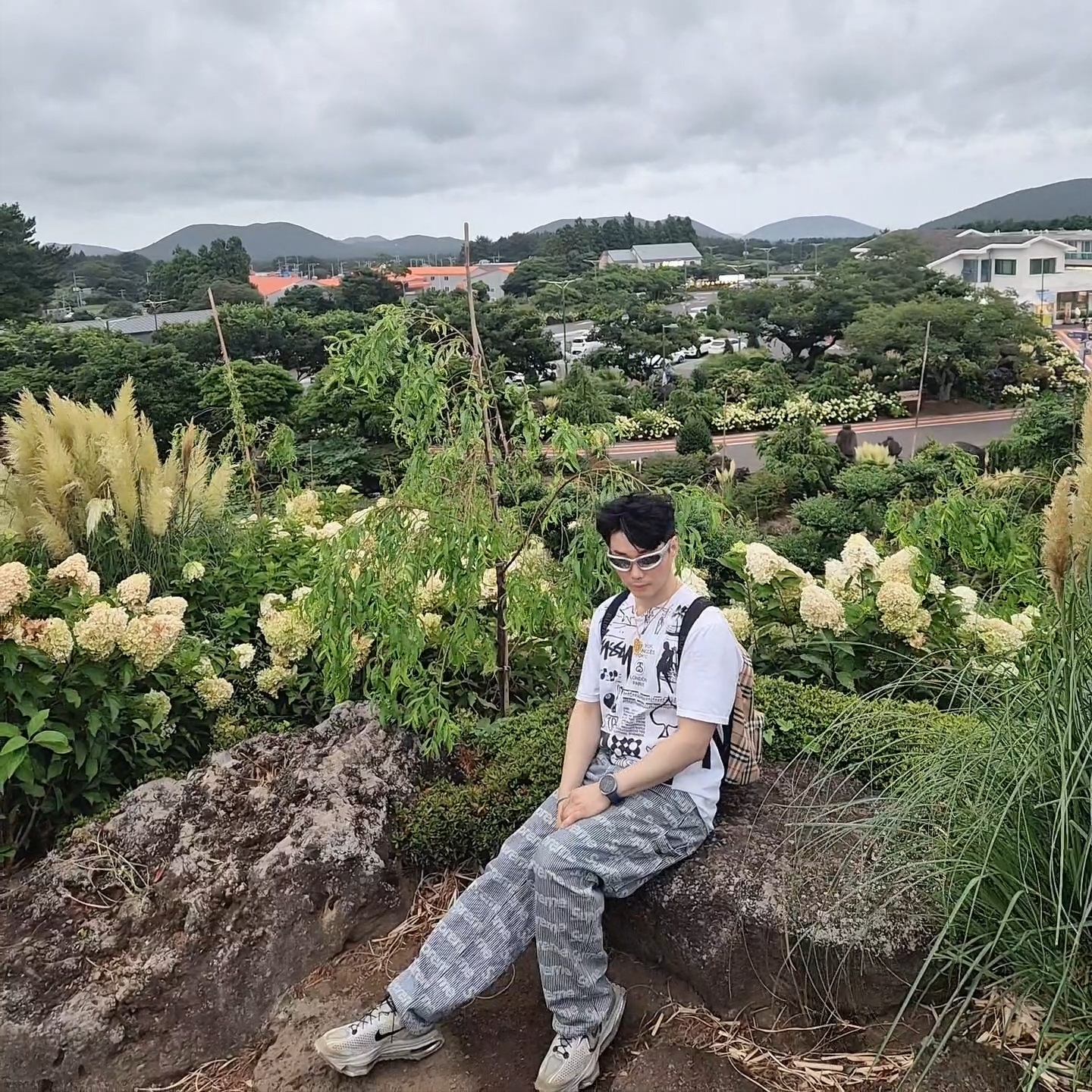 Balenciaga Swift Oval Sunglasses Silver, Supreme Denim Painter Pants Stripe - 24SS 착용 스타일