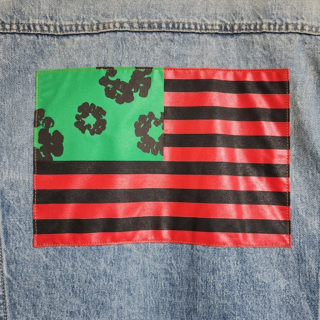 Denim Tears Flag Denim Jacket Light Wash 착용 스타일 - 1