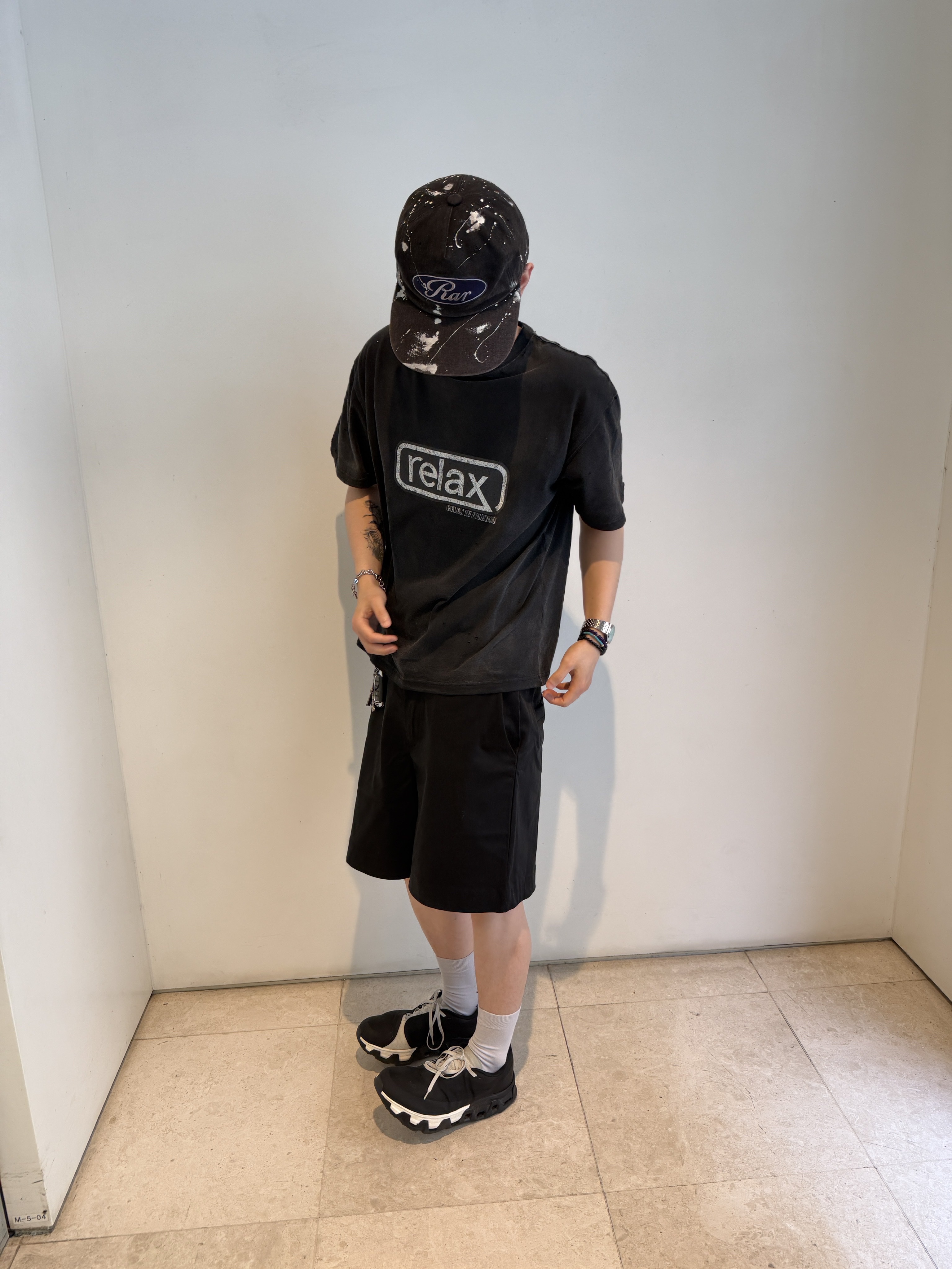 Nonnod Relax T-Shirt Black, Casio MTP-B145D-2A1V 착용 스타일 - 2