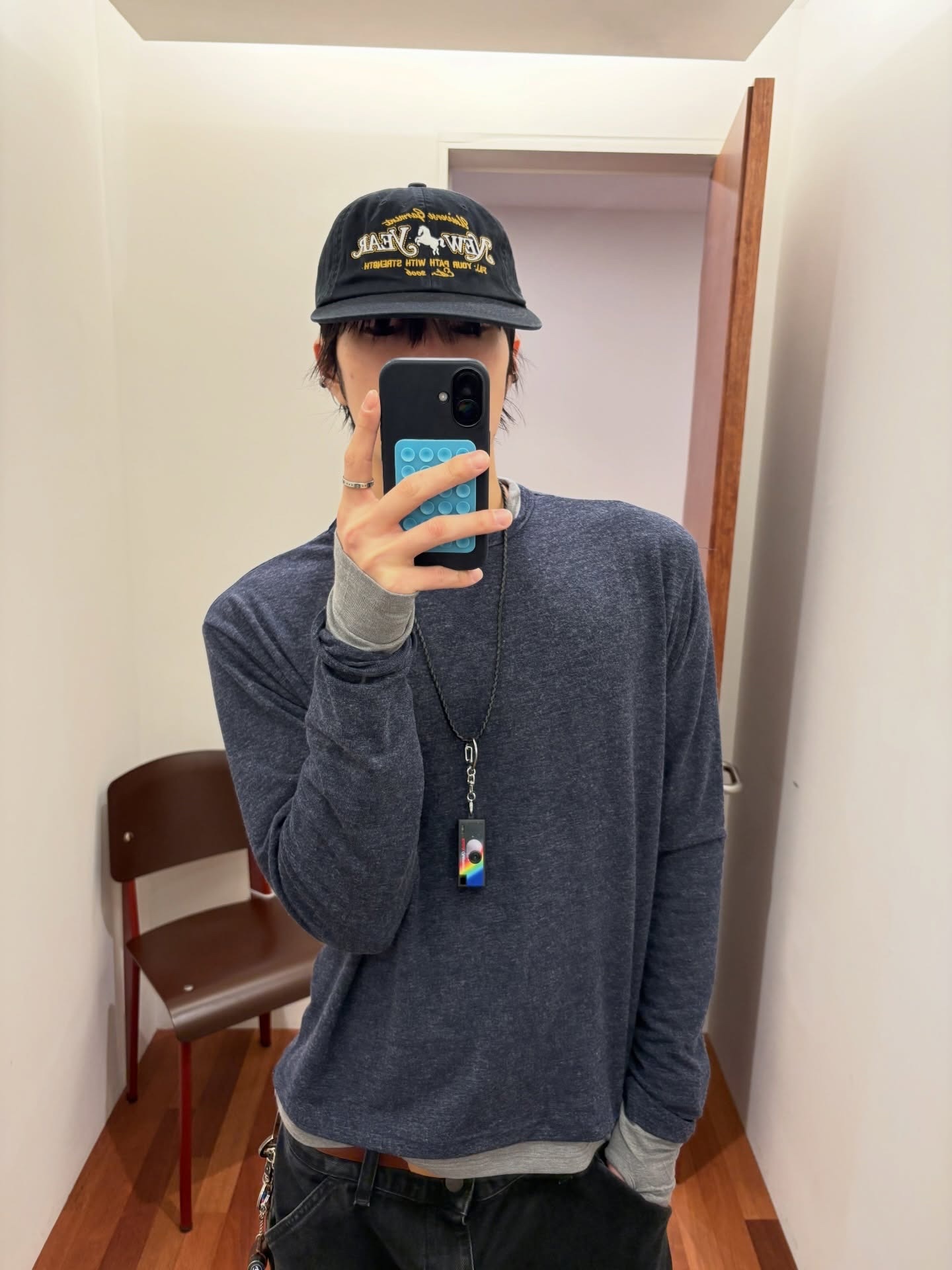 UNIVERSE GARMENT Universe New Year Washed Cap Black 착용 스타일
