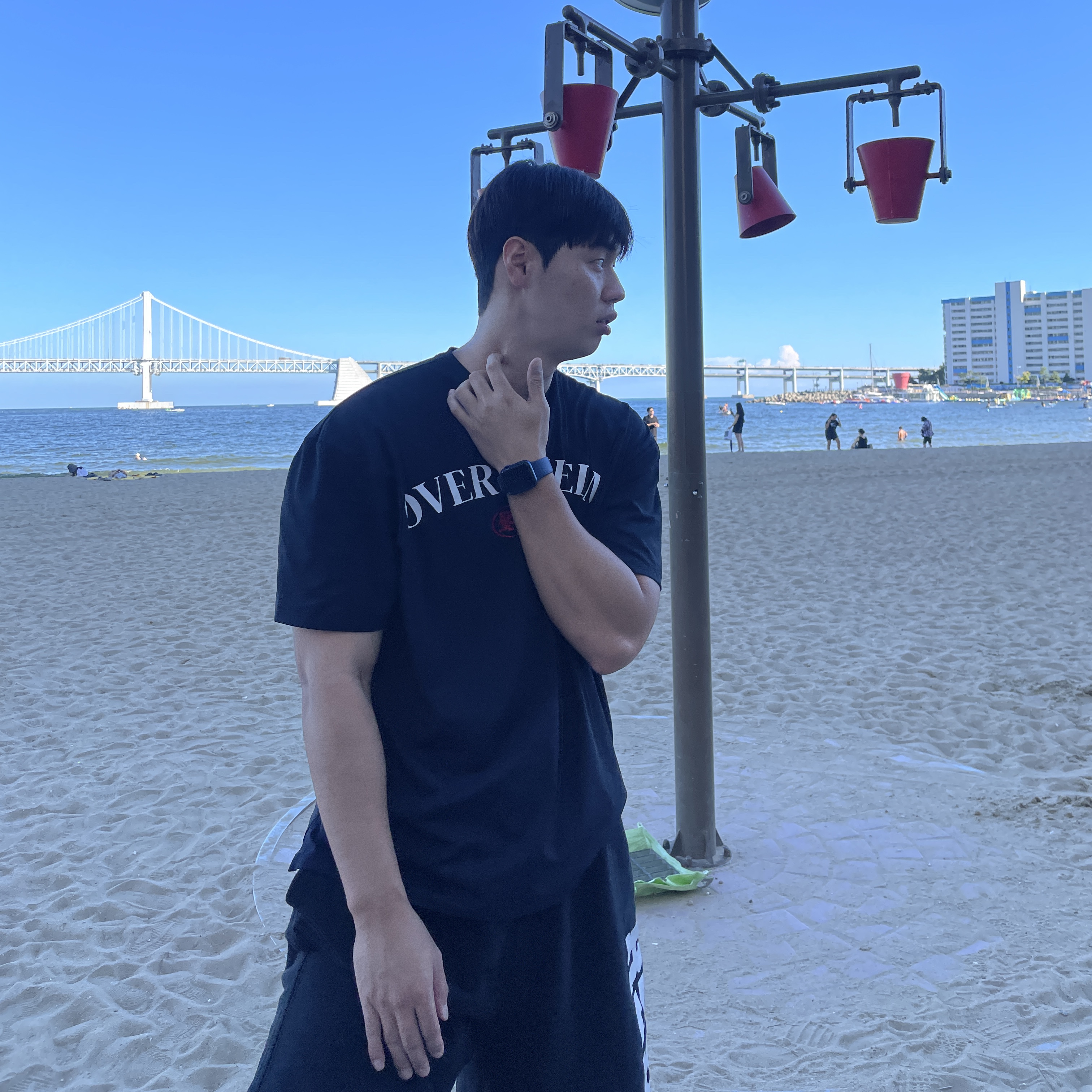 BORN TO WIN RSBN Half Pants Long Ver Black 착용 스타일 - 1