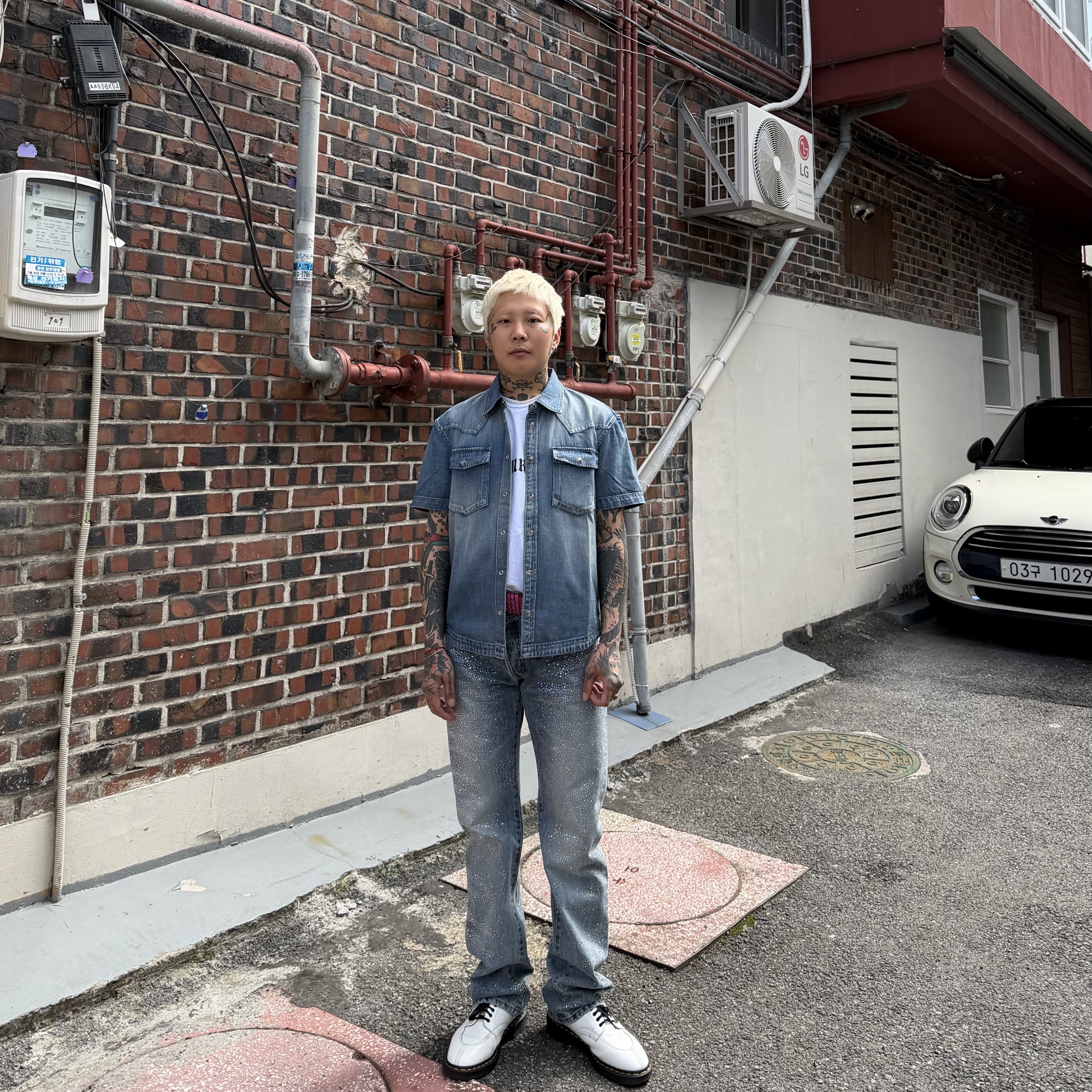 NOFAKESHIT Bust Down PB, Dr. Martens Reeder Wyoming Leather Utility Shoes Black 착용 스타일 - 1