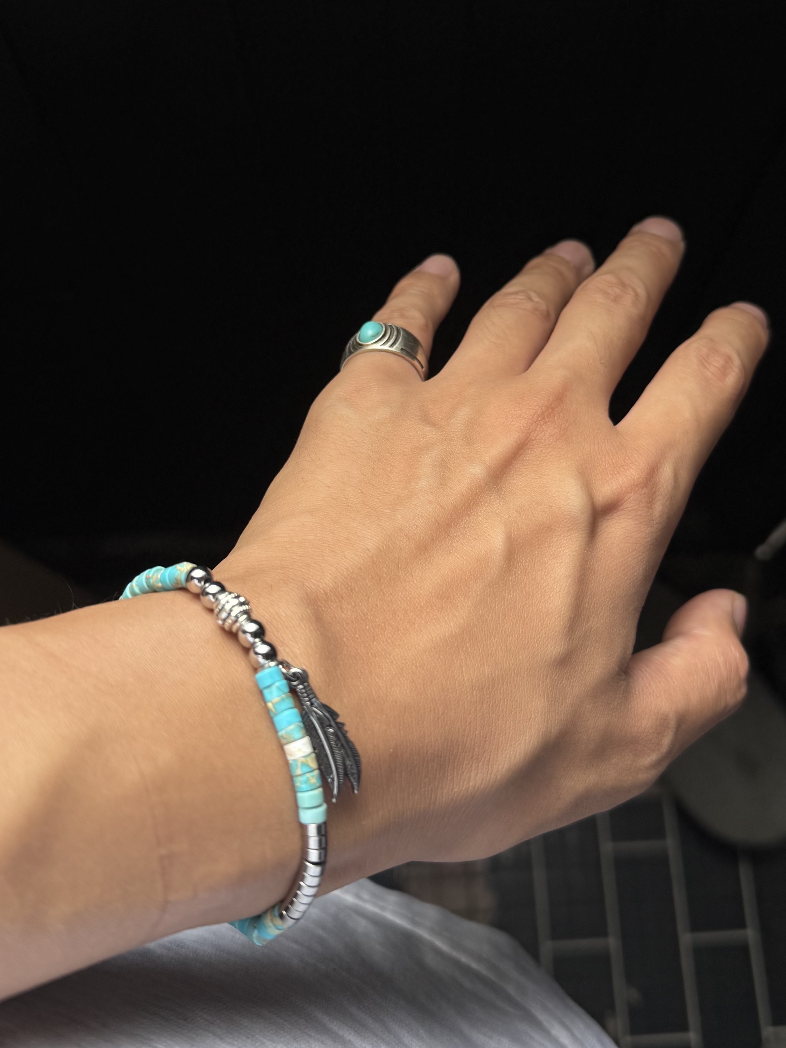 December Ten Turquoise Ameri Ring Sterling Silver, December Ten Turquoise Flat Beads Bracelet 착용 스타일