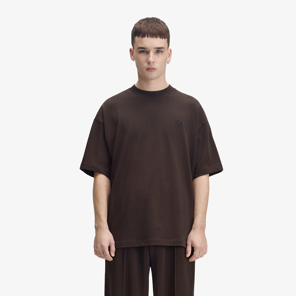 프레드페리 오버사이즈드 티셔츠 리치브라운(Fred Perry Oversized T-Shirt Snow Rich Brown) - 2
