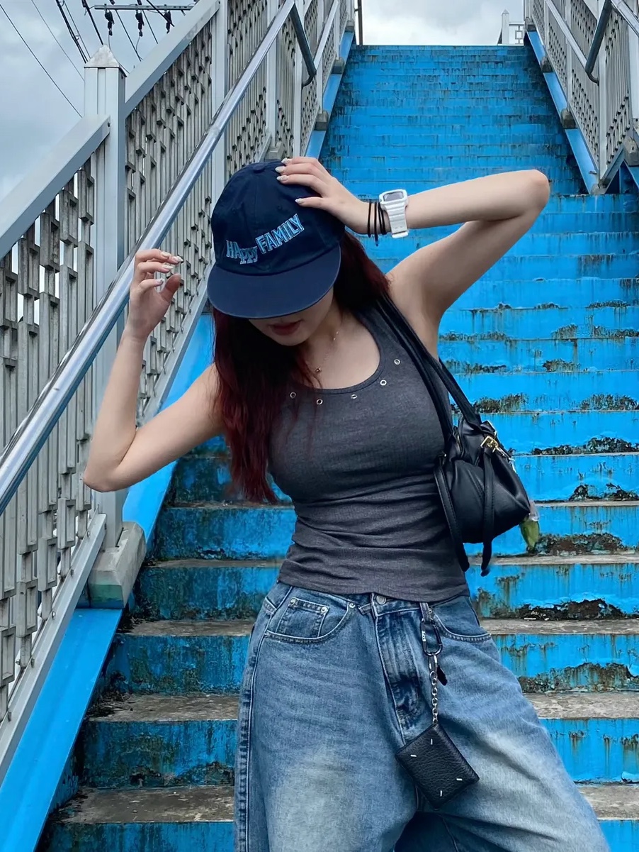 UNIVERSE GARMENT Happy Family Washing Cap Navy 착용 스타일 - 1