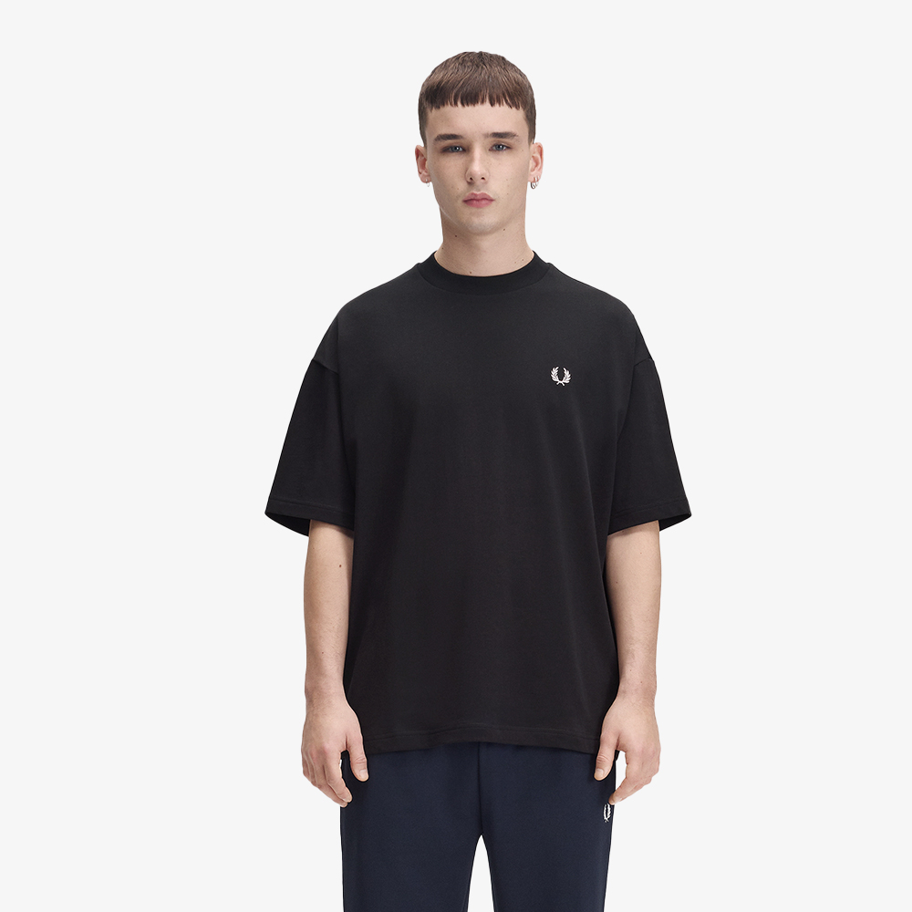 프레드페리 오버사이즈드 티셔츠 블랙(Fred Perry Oversized T-Shirt Black) - 2