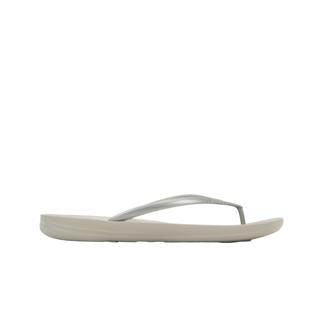 (W) 핏플랍 아이쿠션 얼고노믹 플립플랍 실버((W) FITFLOP Iqushion Ergonomic Flip Flops Silver)