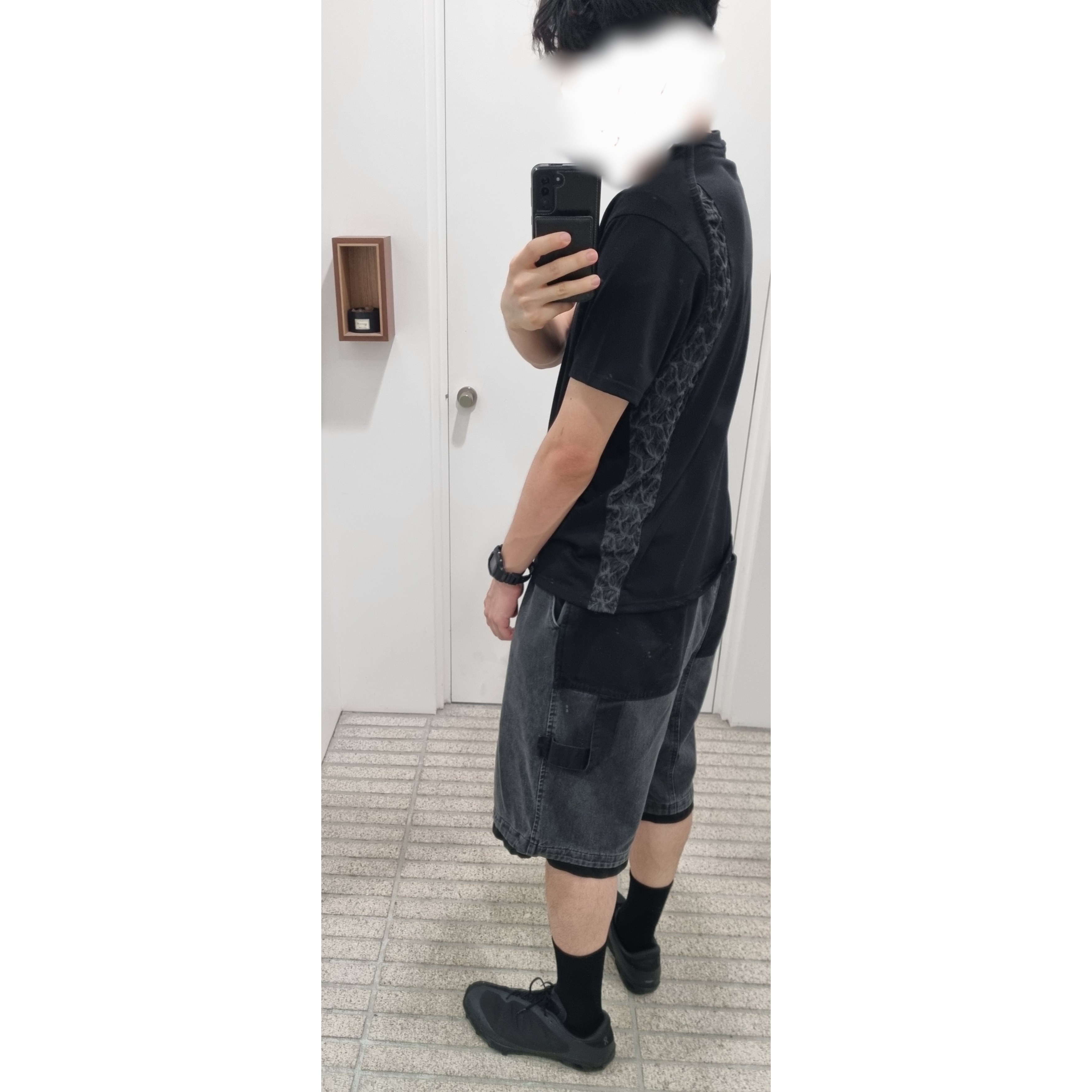 On Running x Post Archive Faction (Paf) Cloudventure Peak All Black, Casio G-Shock DW-5600UBB-1DR 착용 스타일 - 1