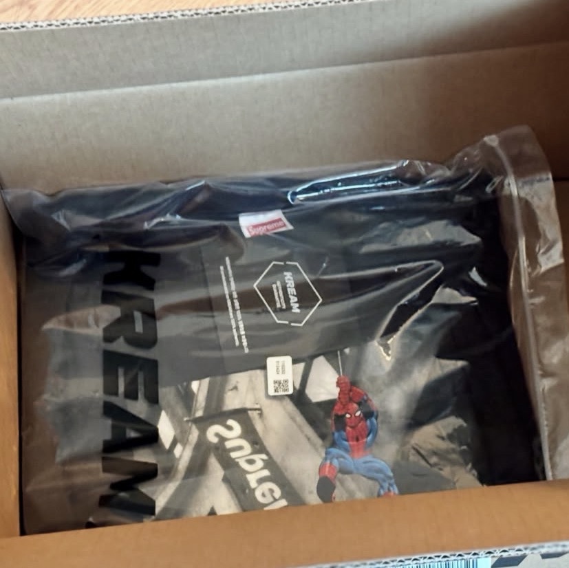 Supreme x Spider-Man T-Shirt Black - 26SS 착용 스타일