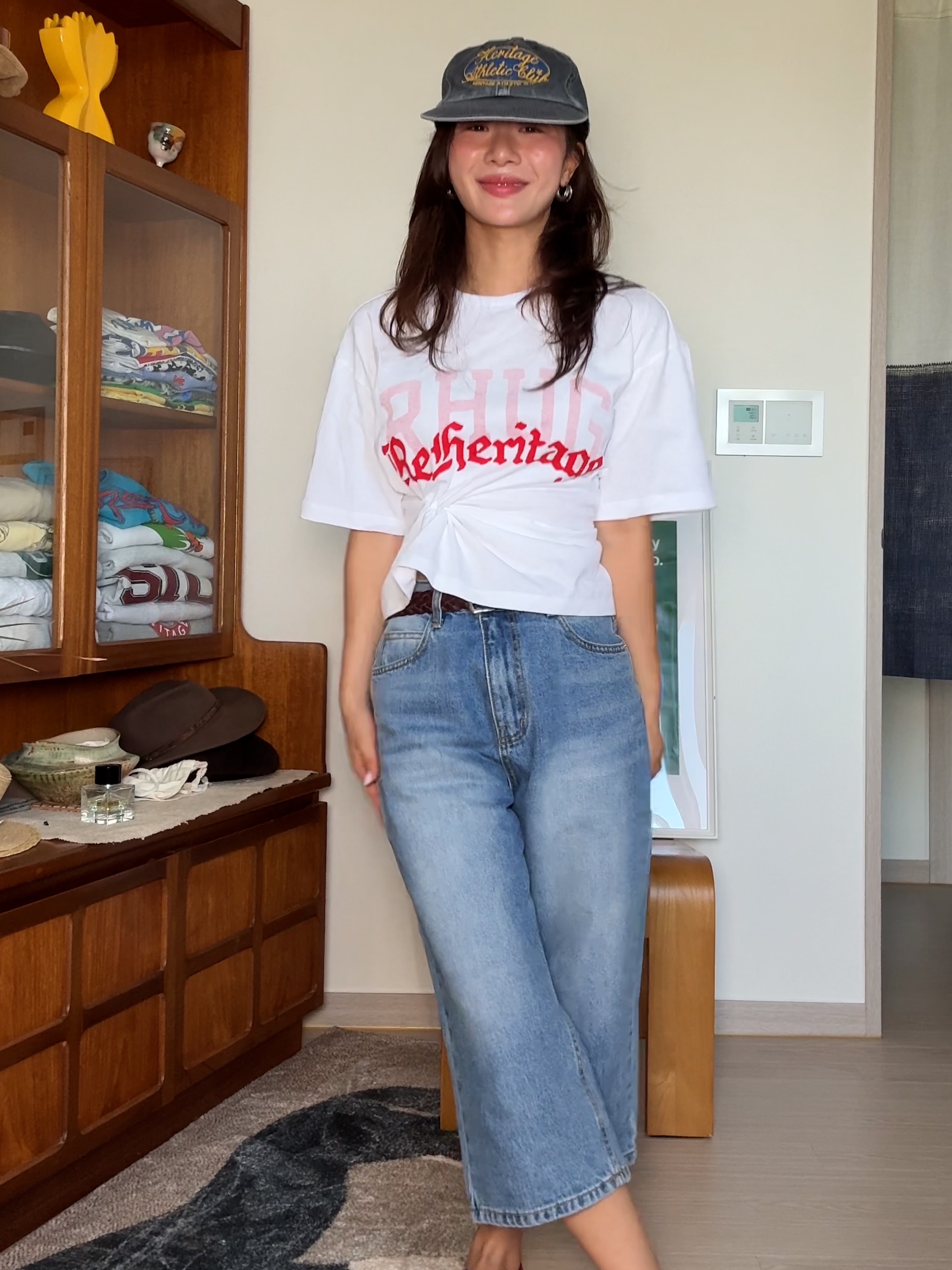 UNIVERSE GARMENT Two Side Print T-Shirt Red 착용 스타일 - 1