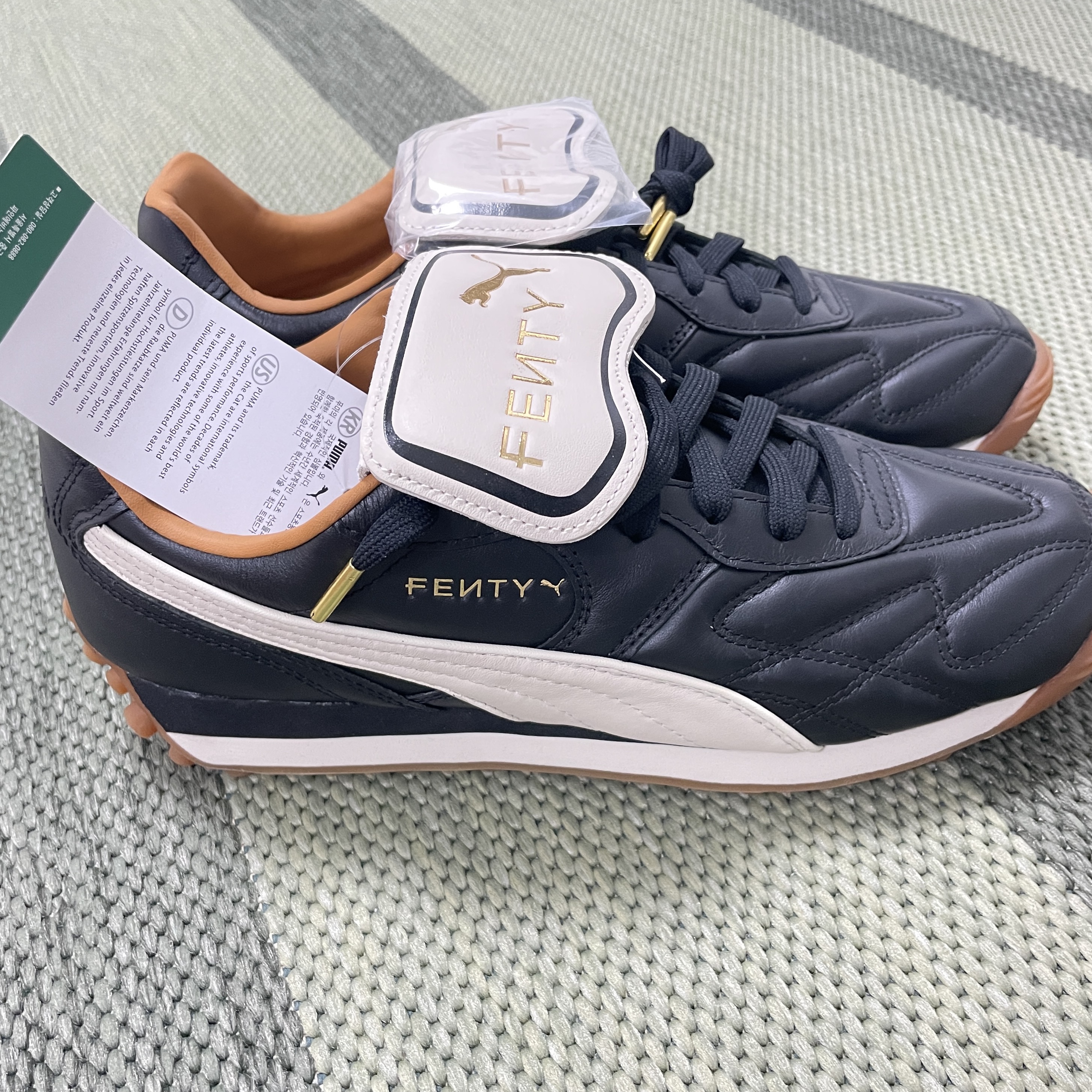 Puma x Fenty Avanti VL Black 착용 스타일